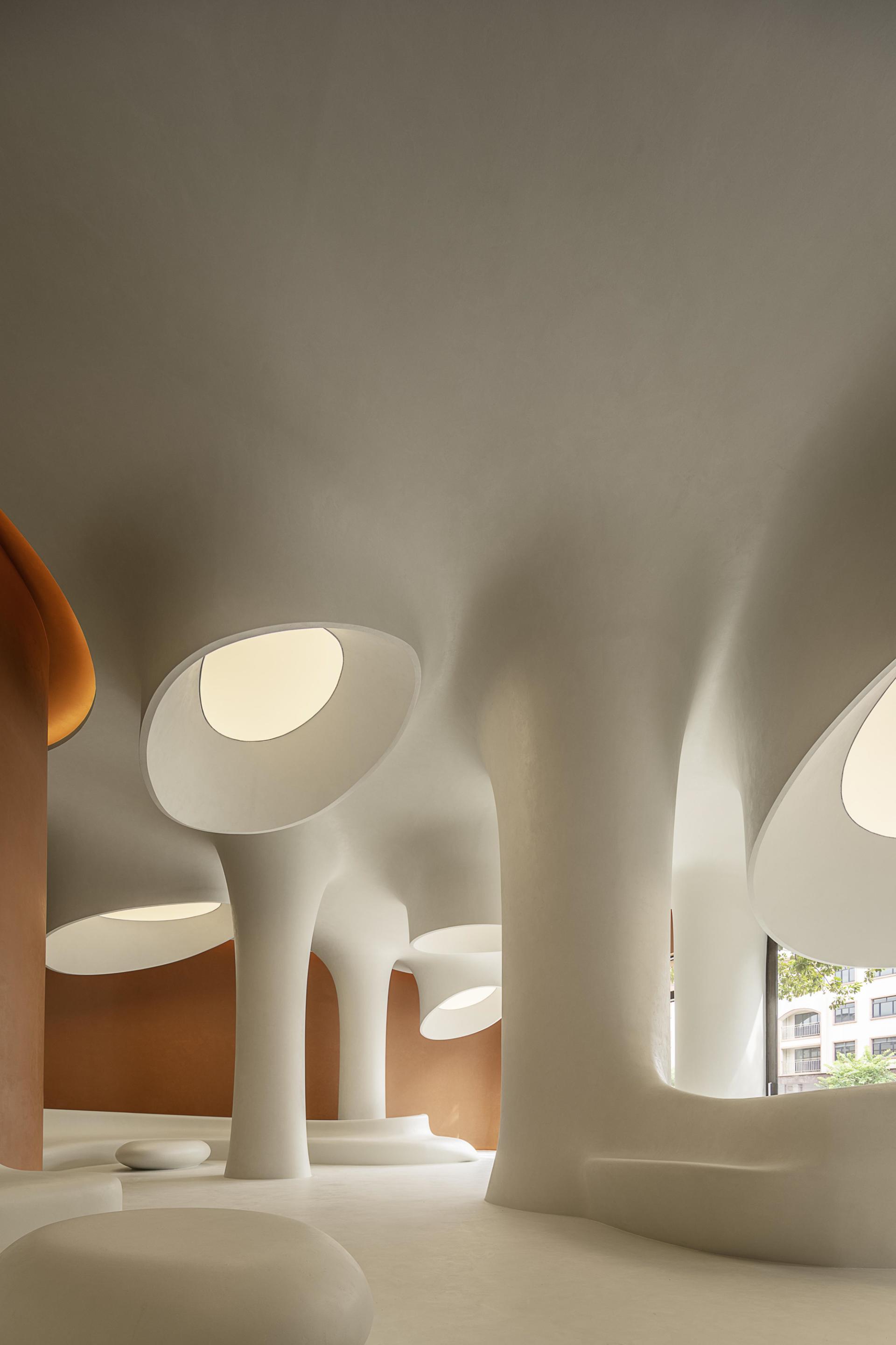 London Design Awards Winner - Italian CASLANO Paint Art Gallery