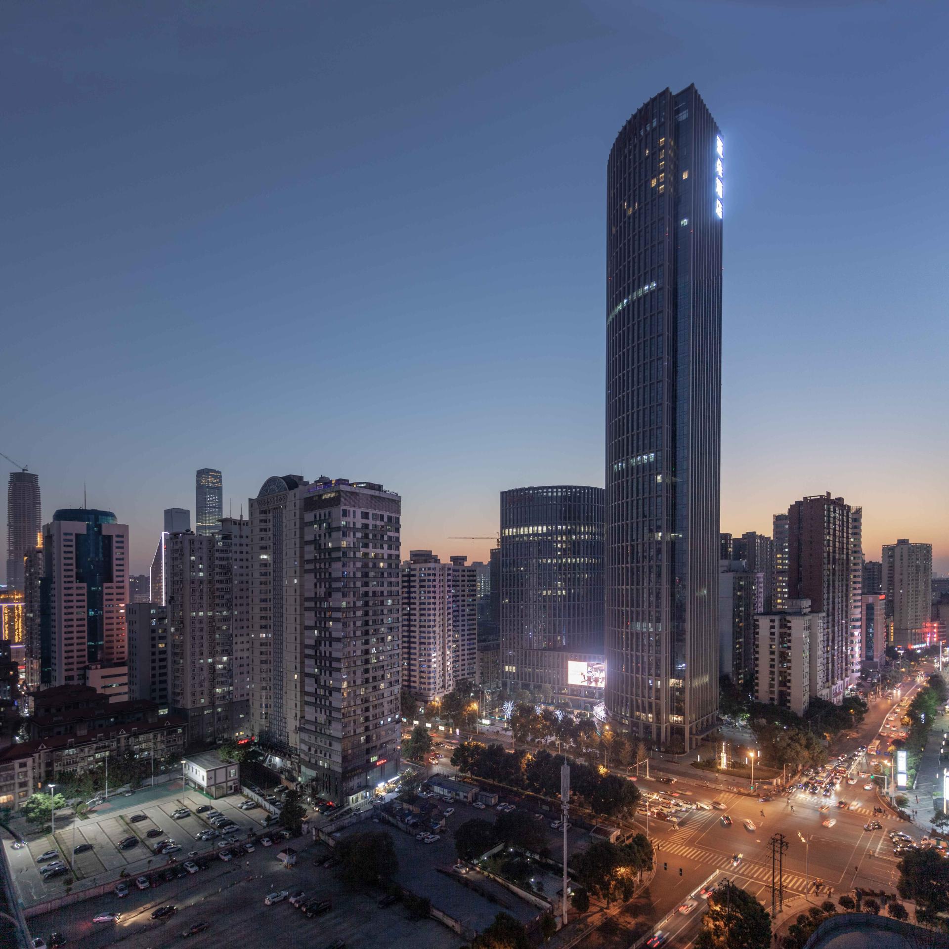 London Design Awards Winner - Hunan Daily Media Center
