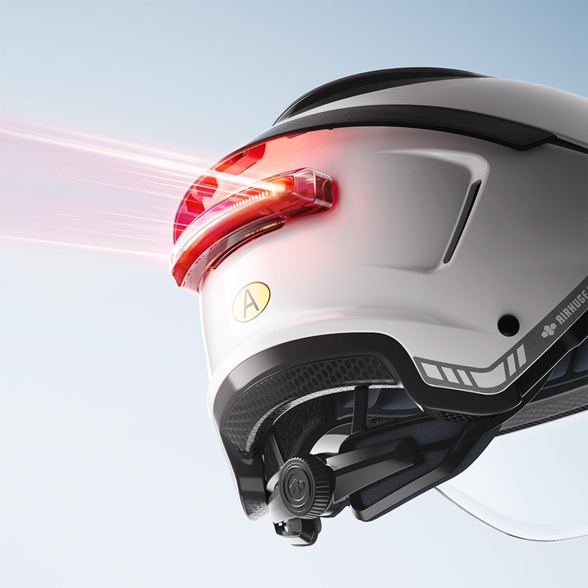 London Design Awards Winner - Bibee Ventix 2 Helmet