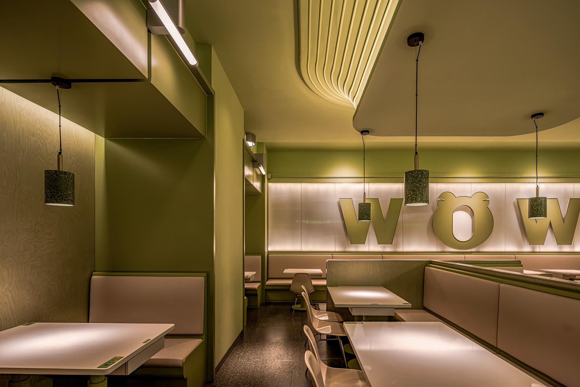 London Design Awards Winner - Wow Charcoal Grilled Bullfrog