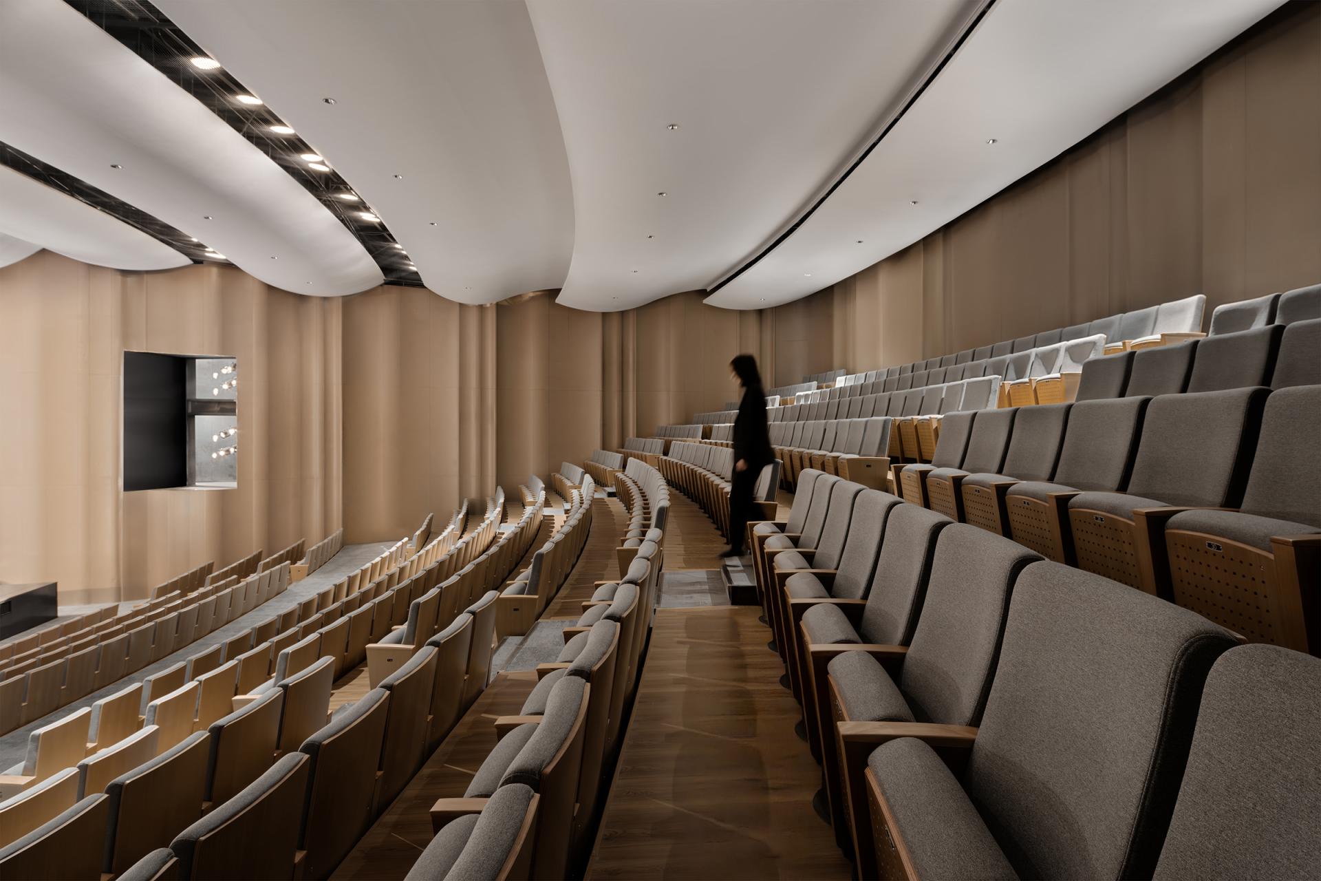 London Design Awards Winner - Longhua Cultural Sports Center