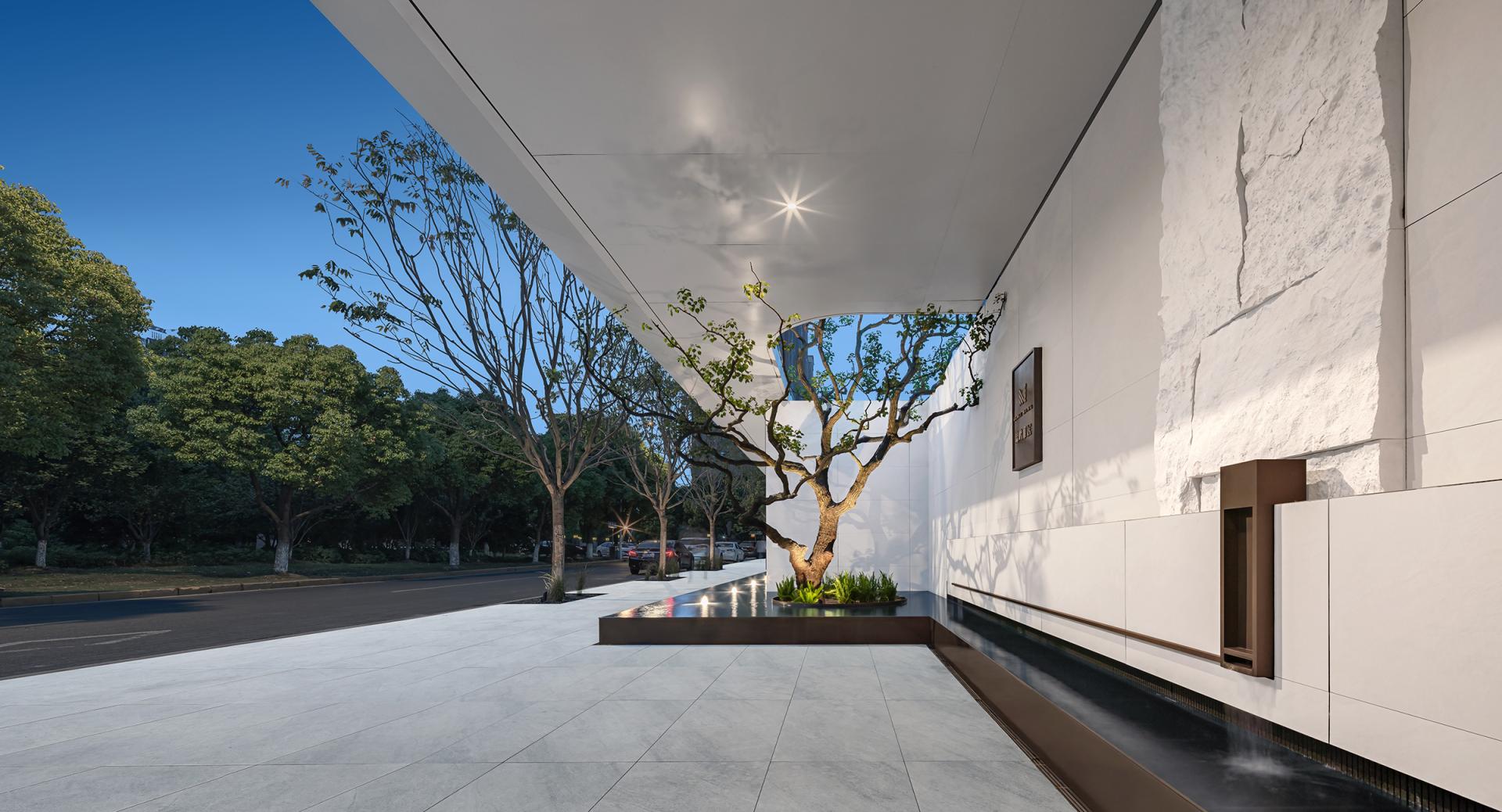 London Design Awards Winner - GRACE MING Marketing Center
