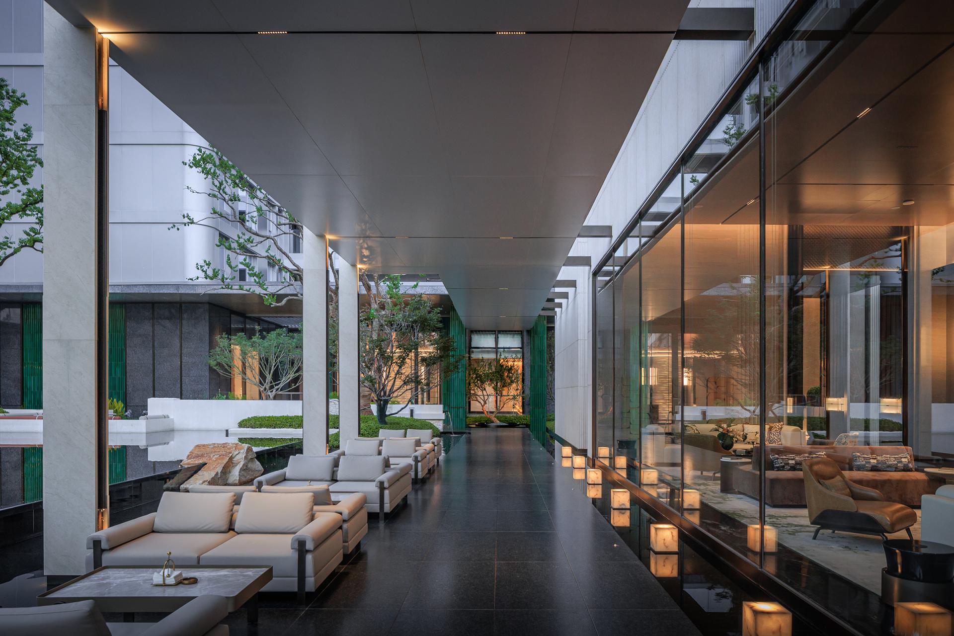 London Design Awards Winner -  XIANG JIANG JINMAO PLACE
