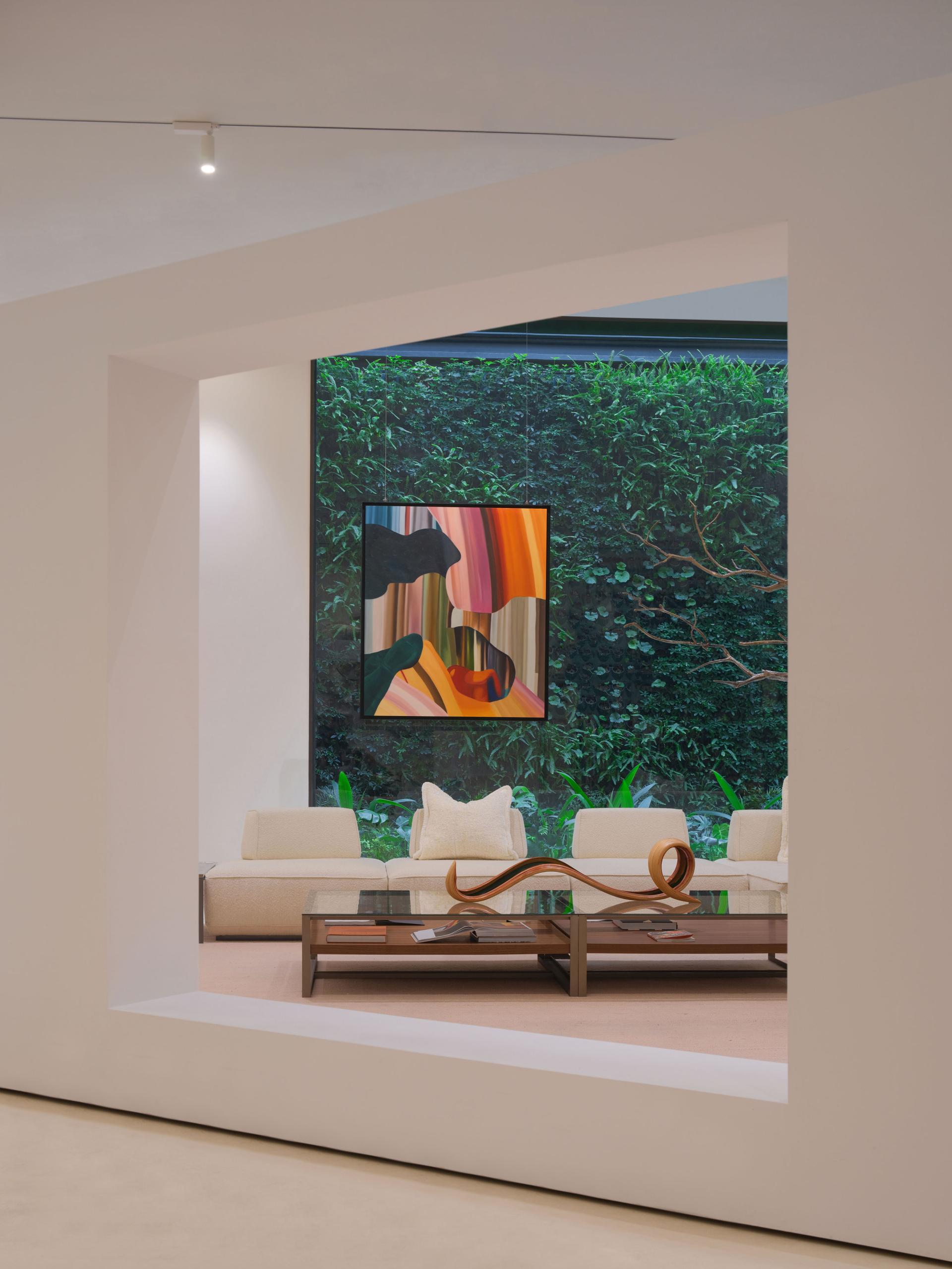London Design Awards Winner - COURTYARD COLLECTION