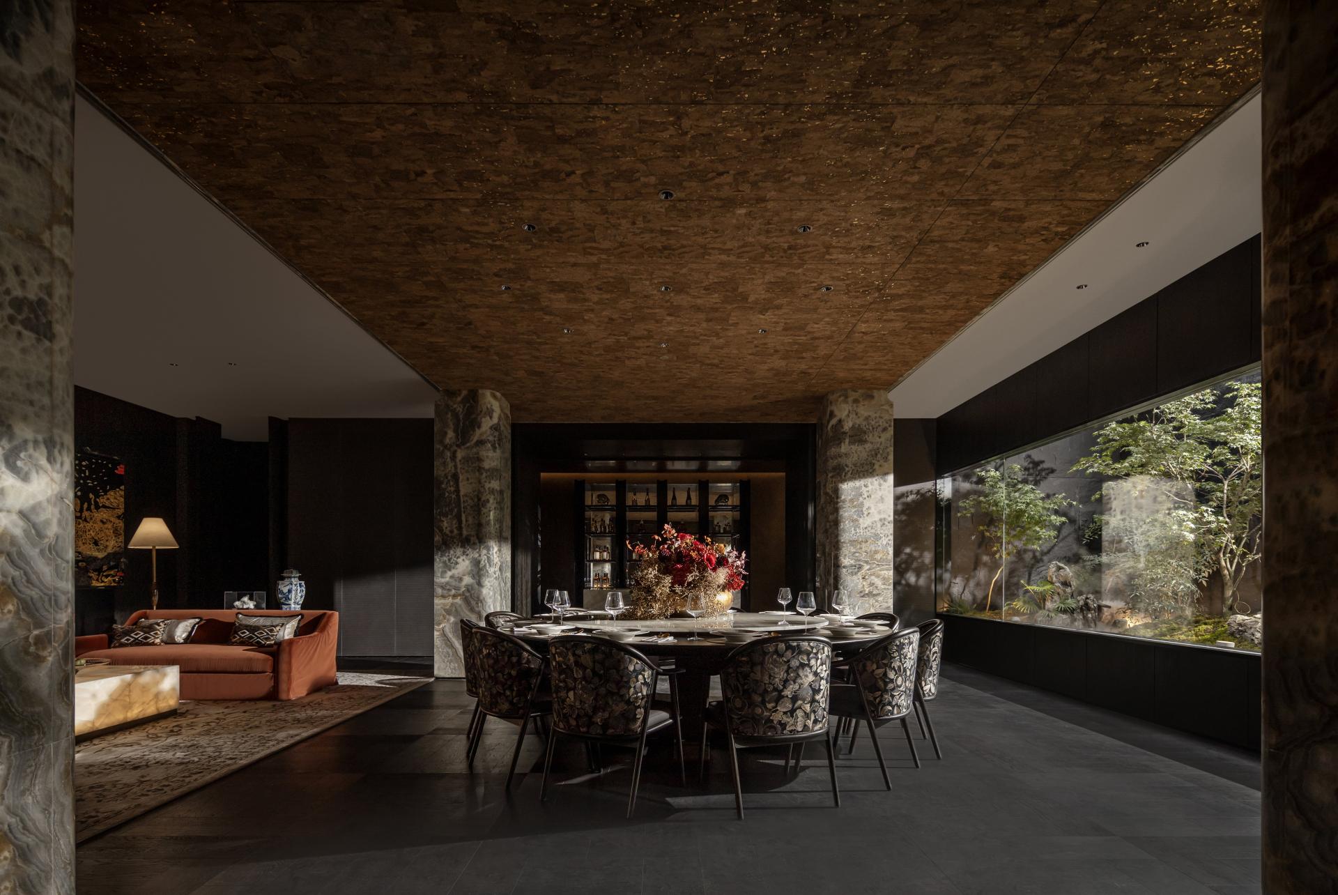 London Design Awards Winner - Nanjing Zhonghai Jiangnan Jiuxu Club