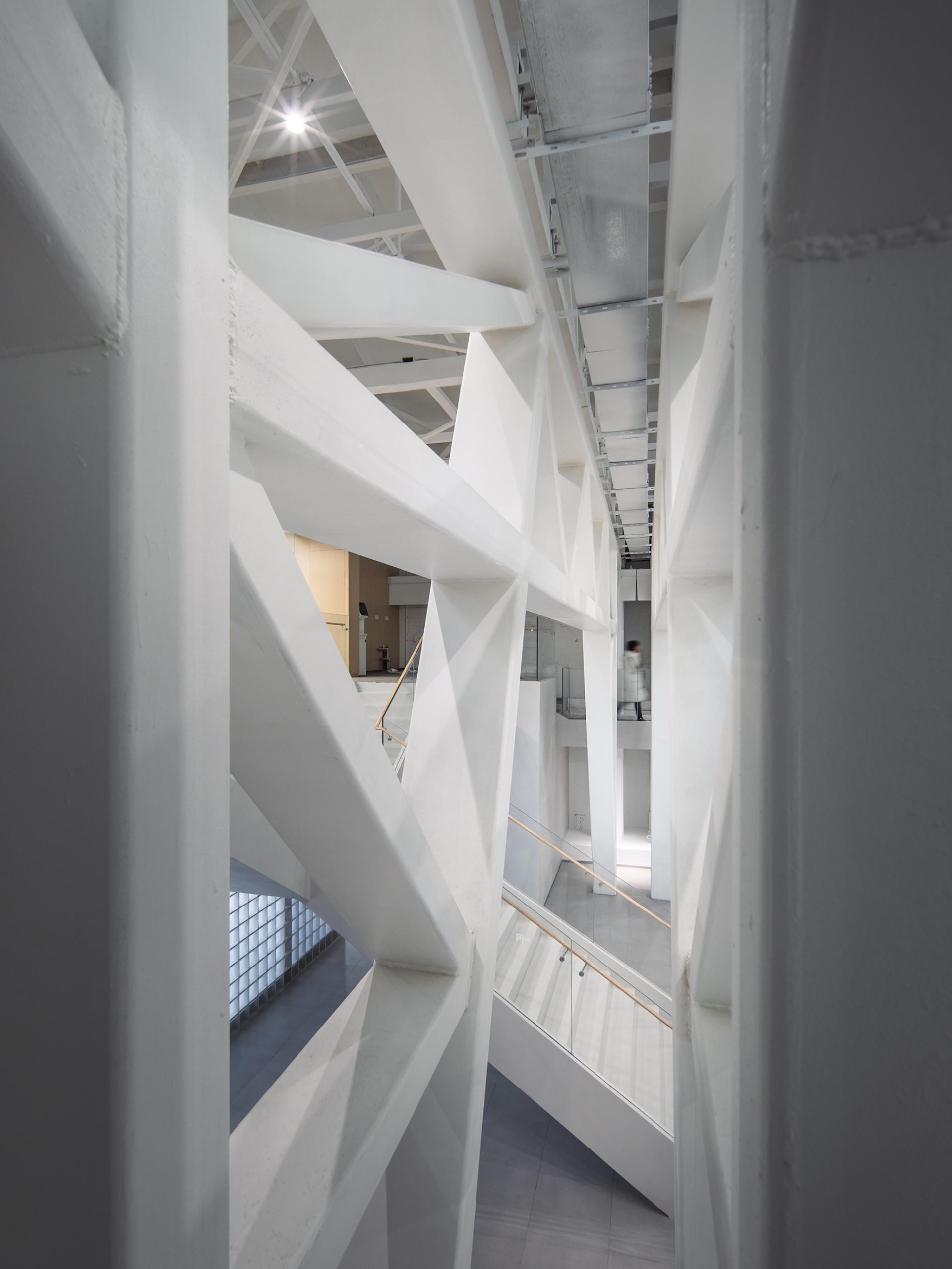 London Design Awards Winner - Beijing Satellite Factory1#Renovation HYGEA Office