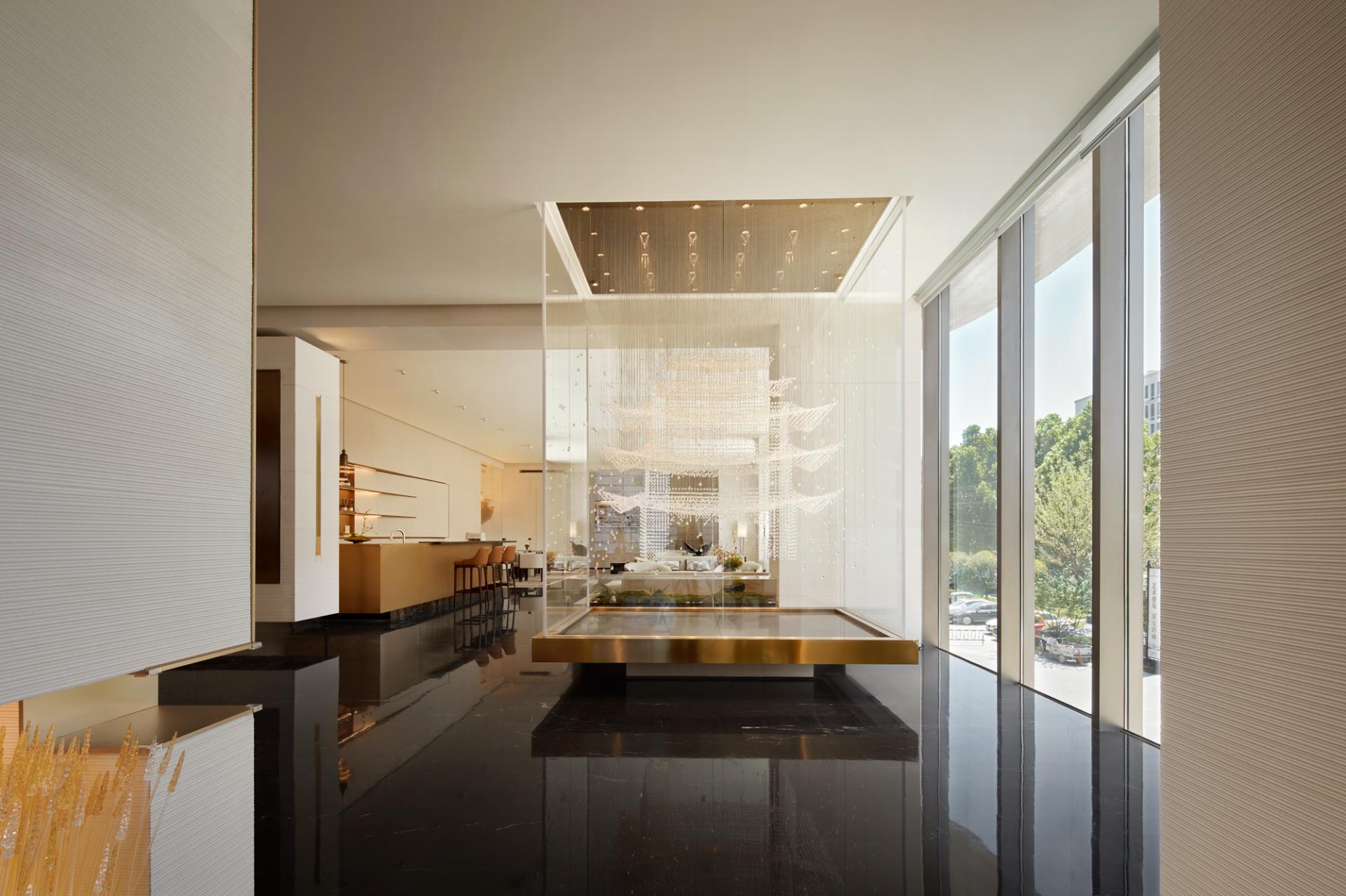 London Design Awards Winner - GUAN TANG