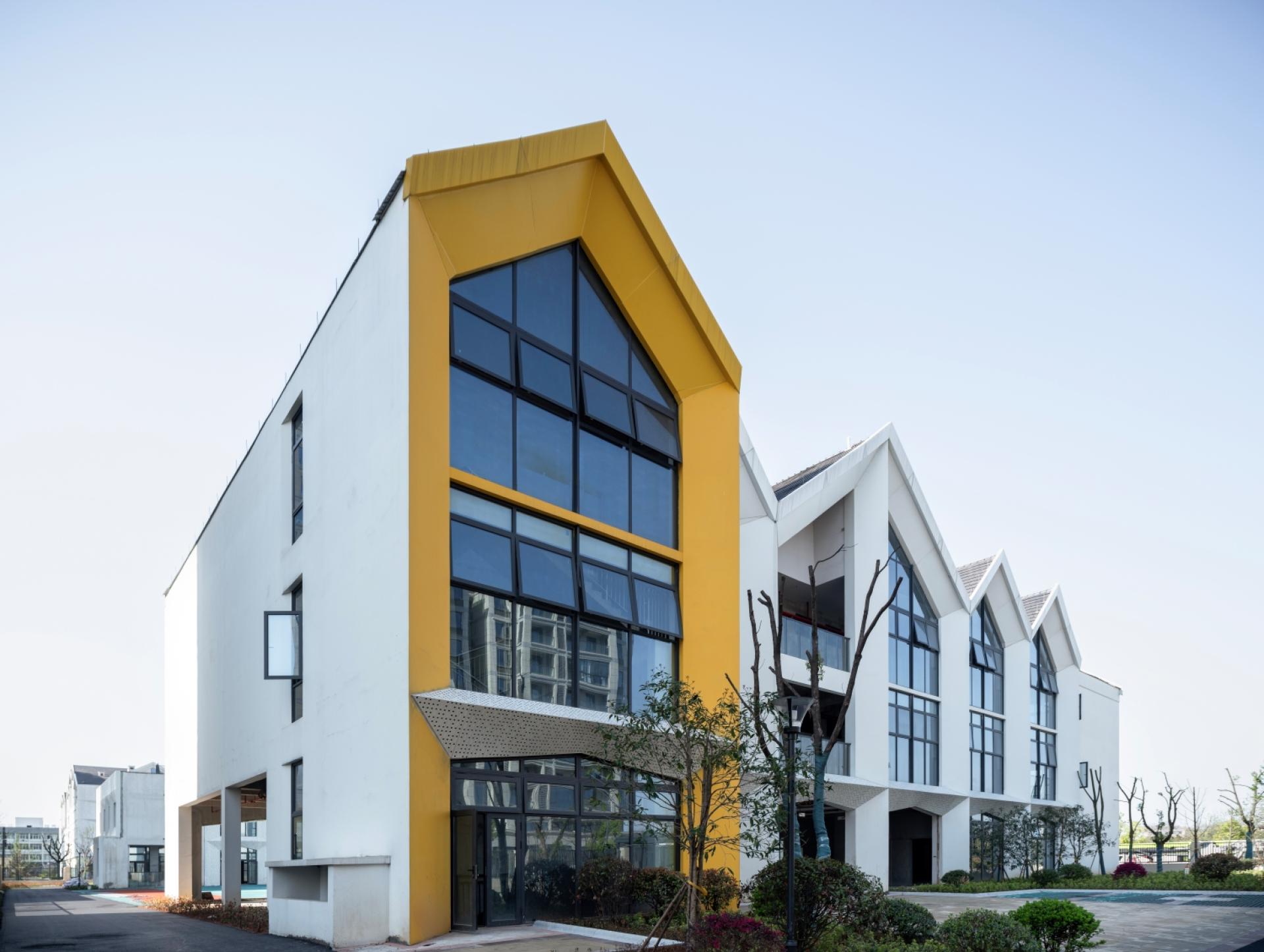 London Design Awards Winner - Longyou Wen Cheng Housing Proj: Neighbor Ctr & Kdgtn