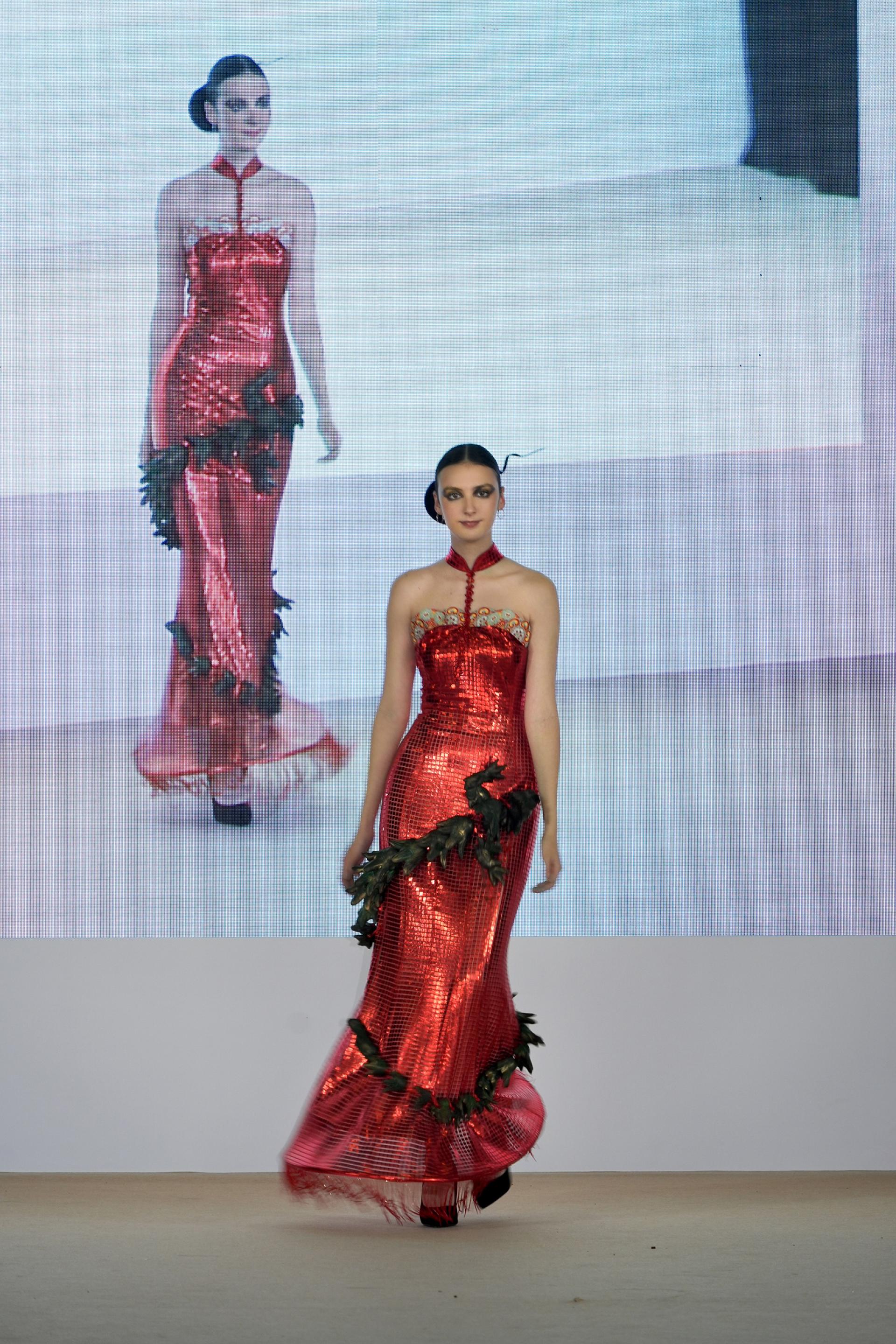 London Design Awards Winner - Salon du Chocolat Shanghai Chocolate Fashion Show