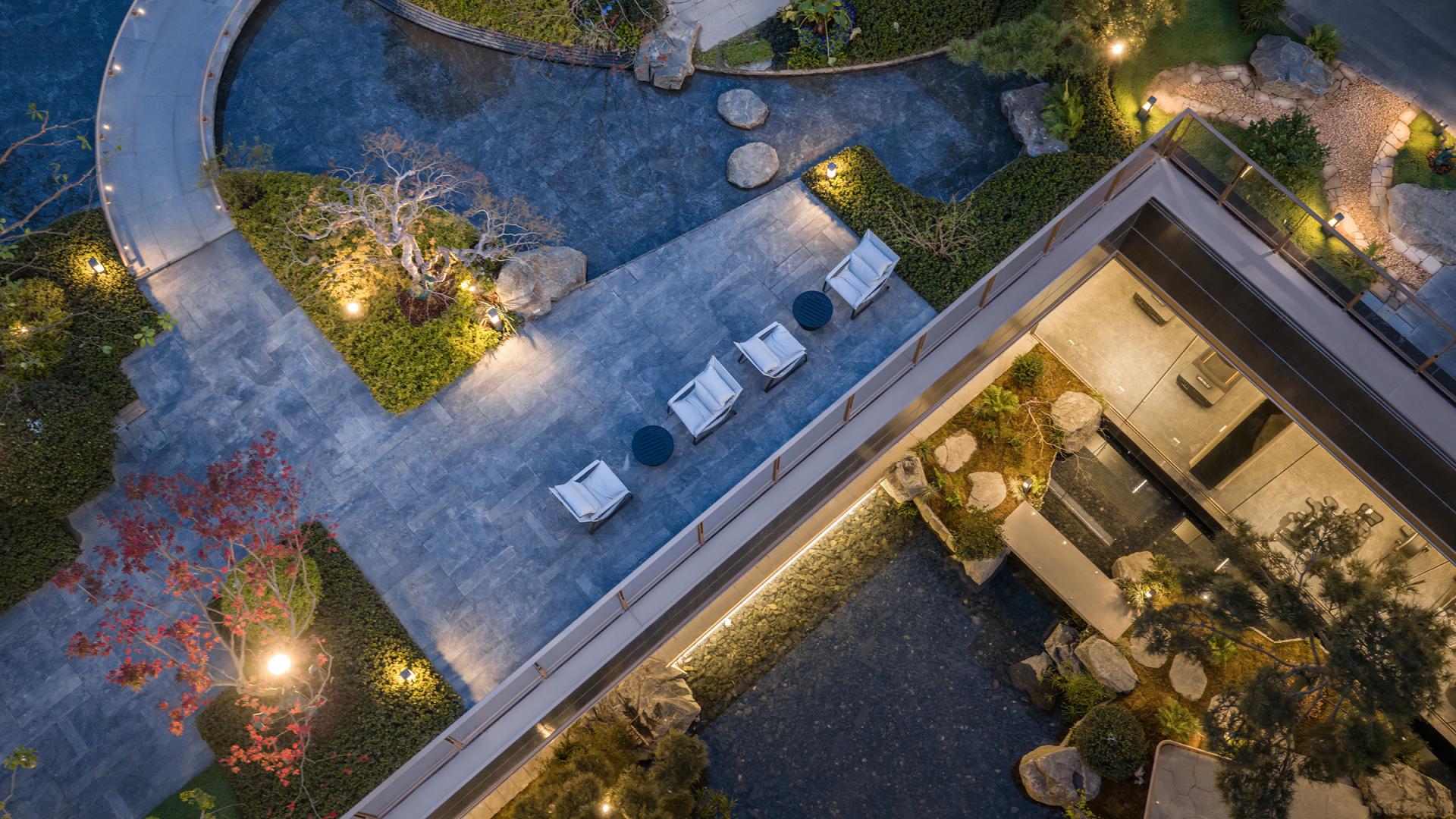 London Design Awards Winner - Landscape Design of Greentown Jiaxing Phoenix Villa