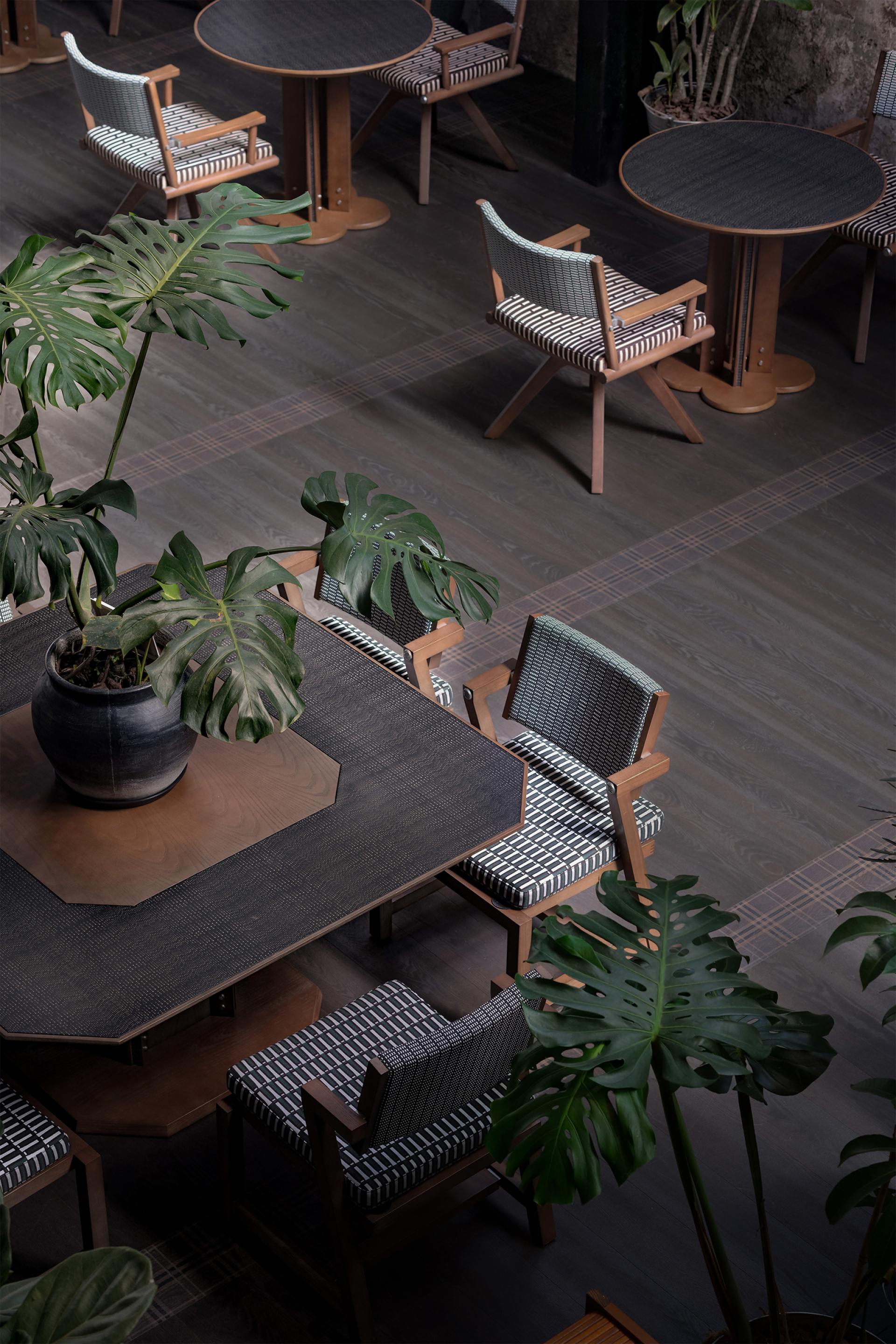 London Design Awards Winner - TOMOSOON CAFE