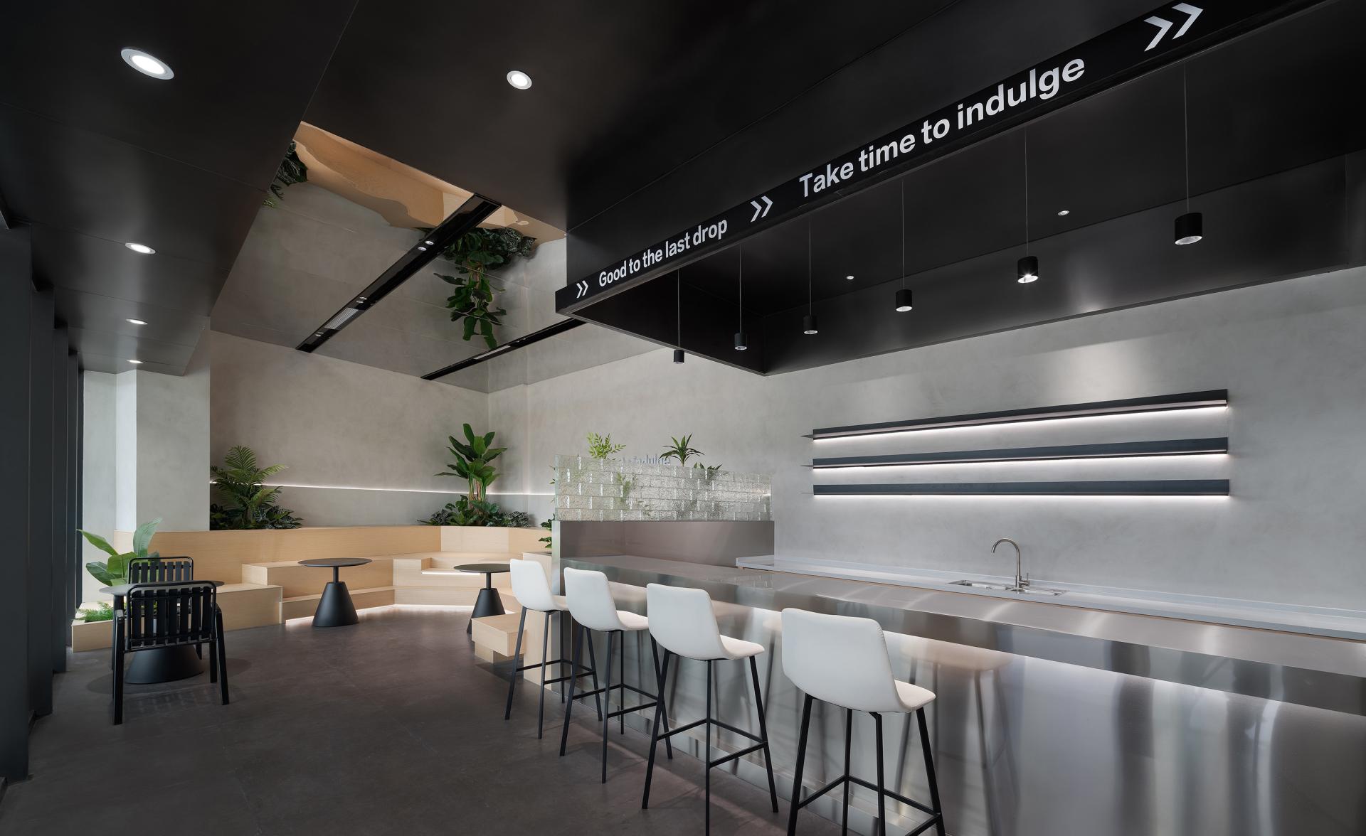 London Design Awards Winner - Yueyang Xingchang R&D Center