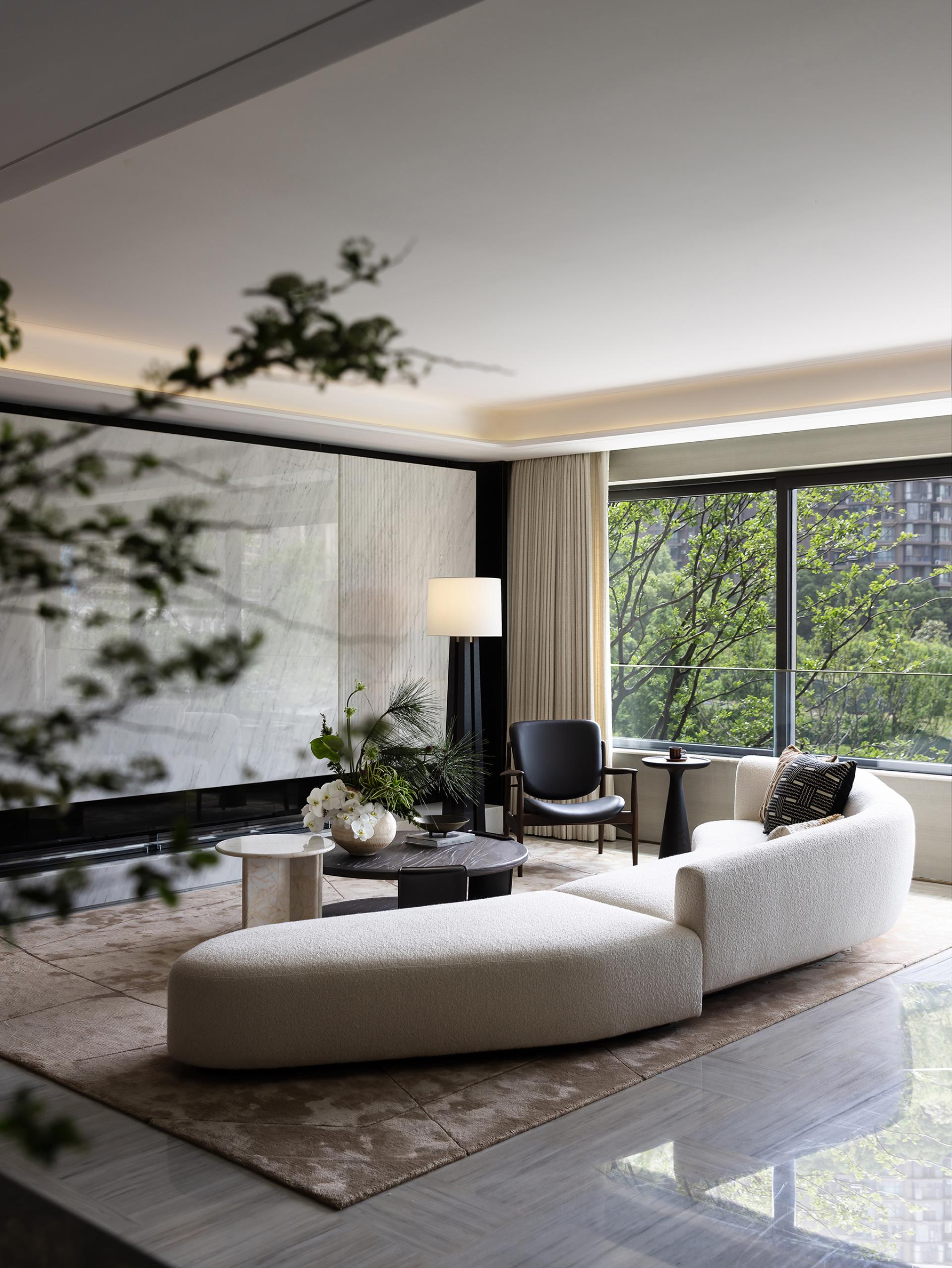 London Design Awards Winner - HERMIT MANSION 235 SAMPLE ROOM