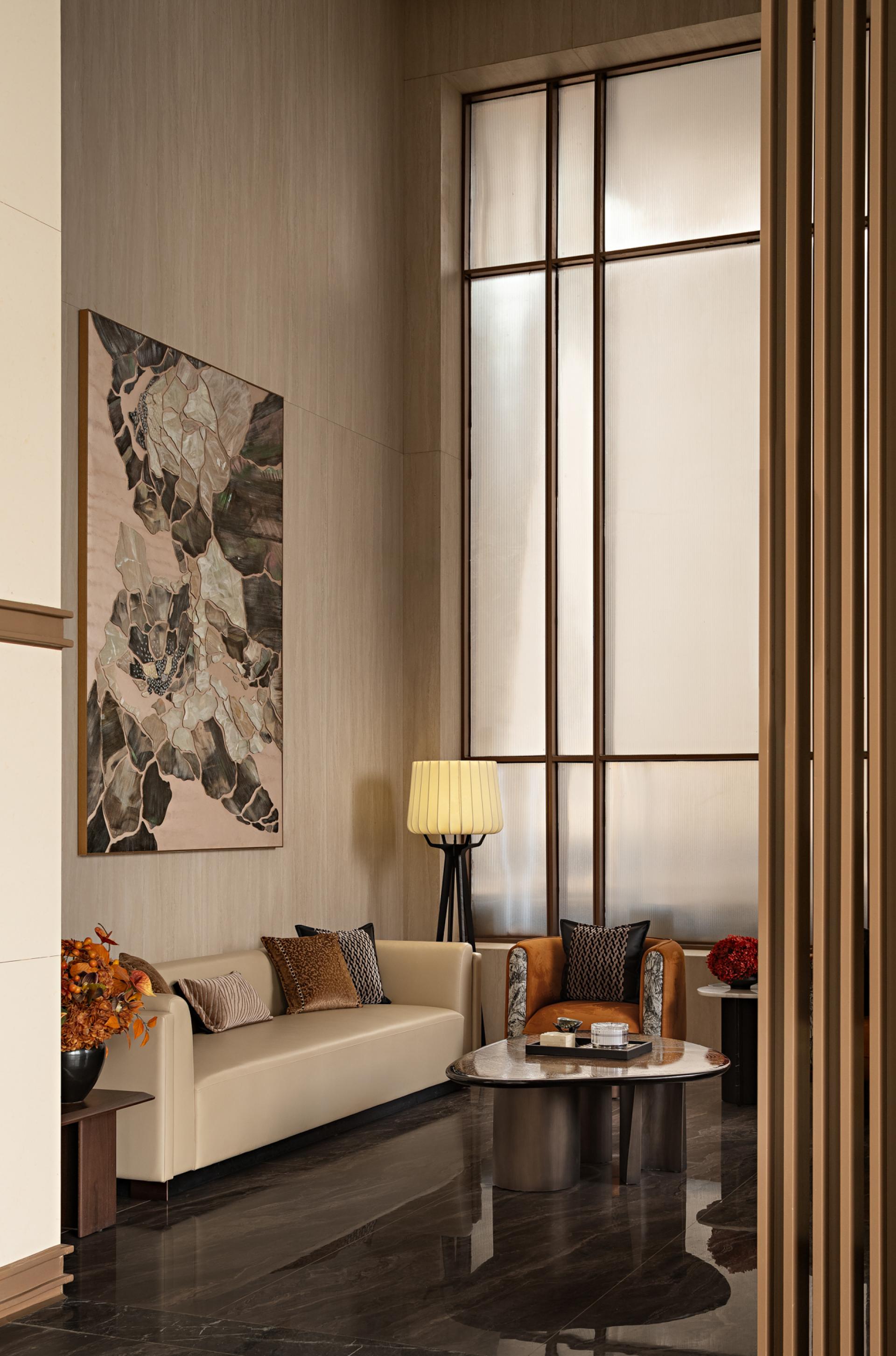London Design Awards Winner - YUEXIU PHASE II EXHIBITION AREA OF Z-MANSION