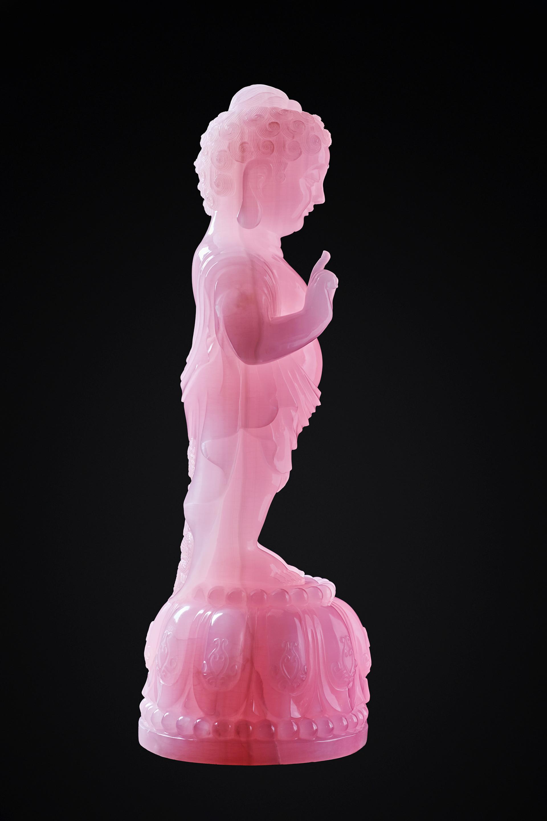 London Design Awards Winner - Iranian Ruby Taizi Xiang