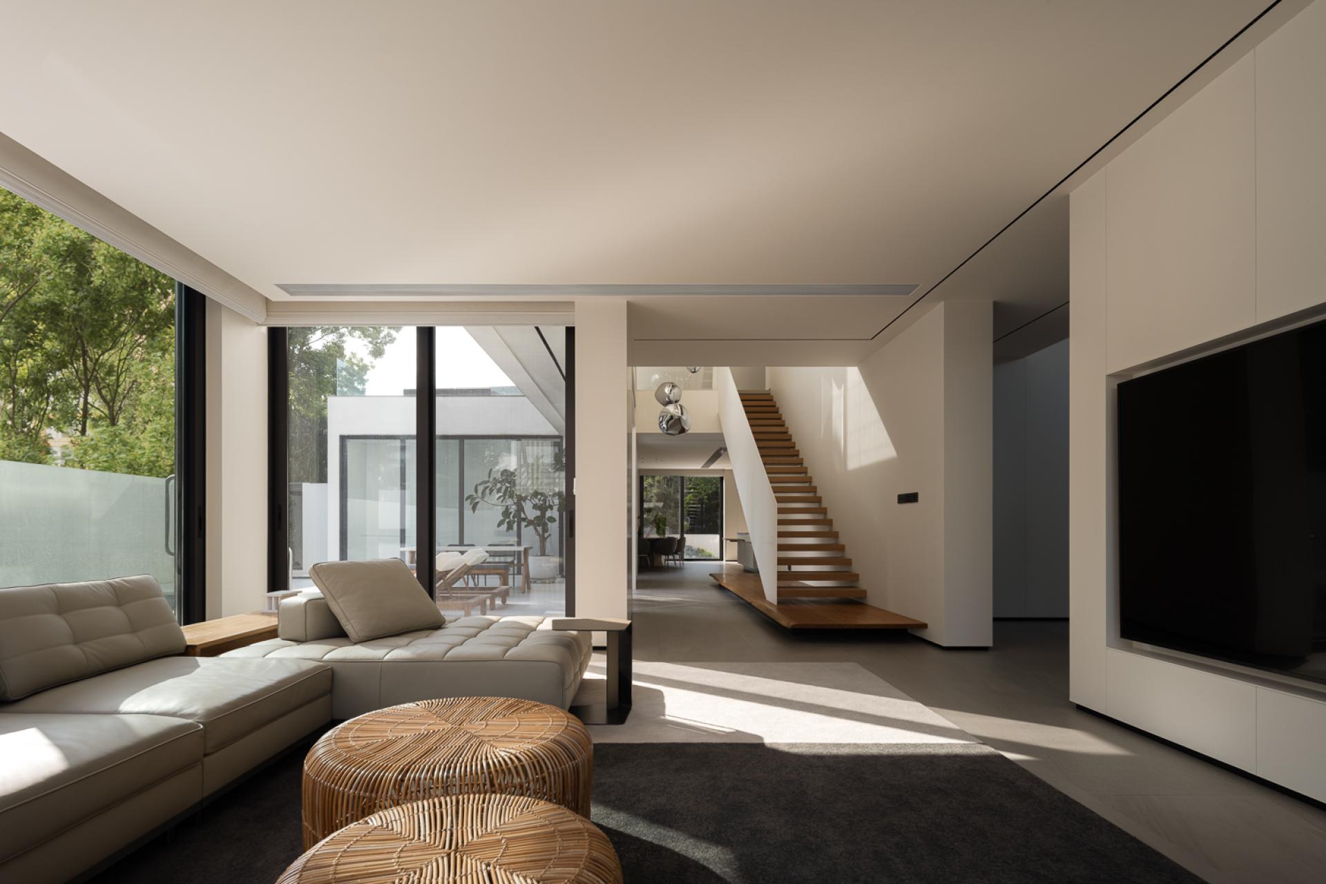 London Design Awards Winner - No. 90, Qinxi Villa