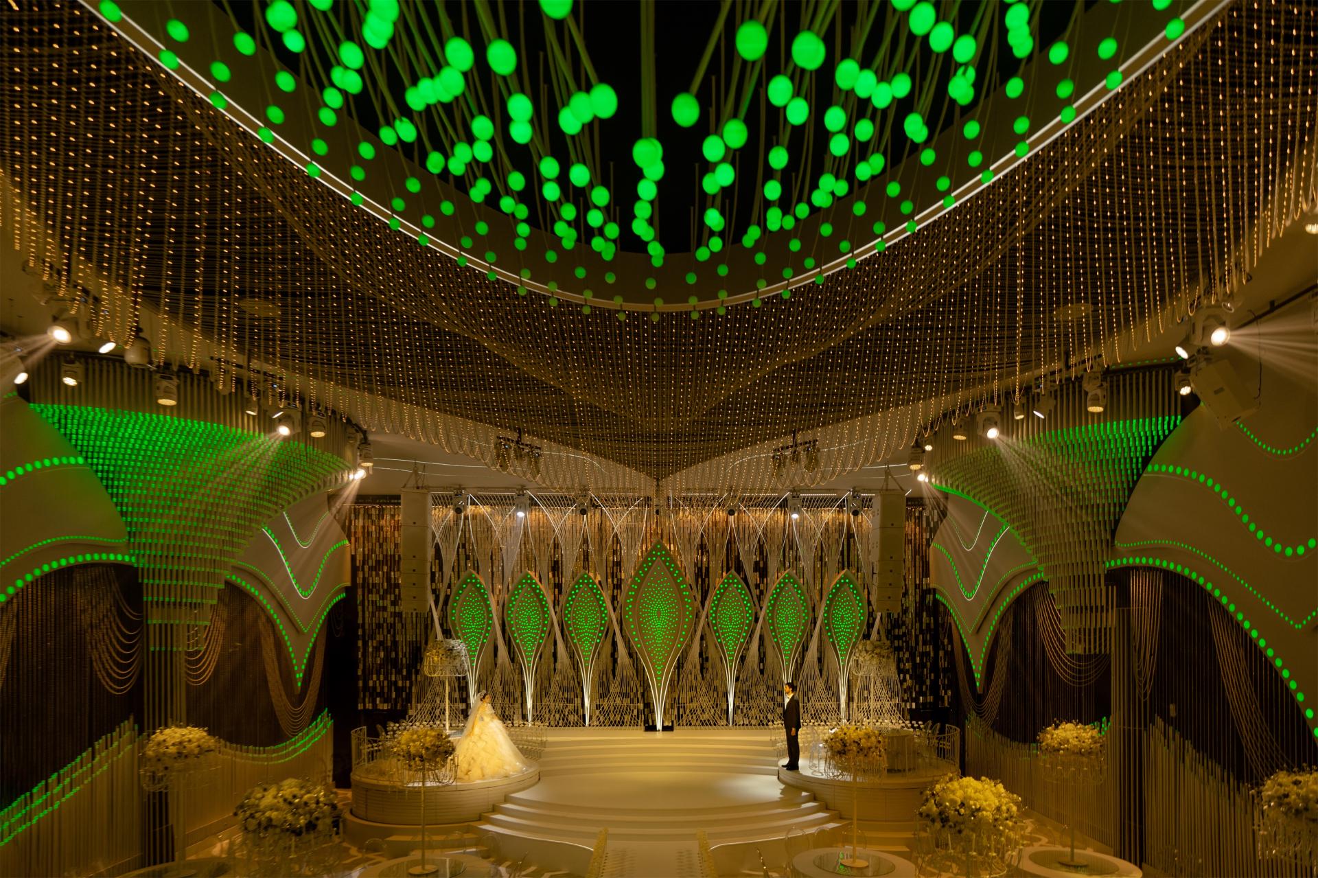 London Design Awards Winner - Dubai in the Milky Way