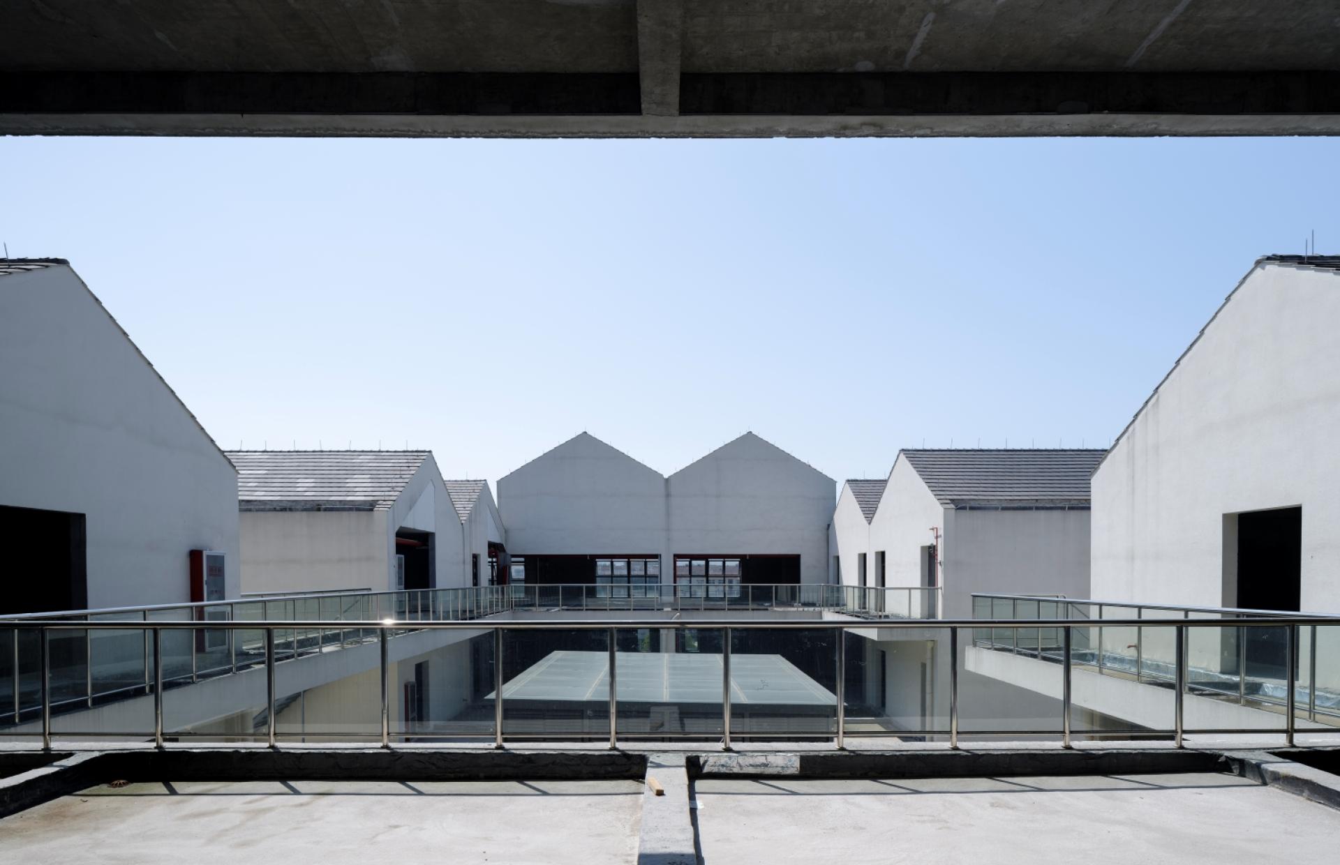 London Design Awards Winner - Longyou Wen Cheng Housing Proj: Neighbor Ctr & Kdgtn