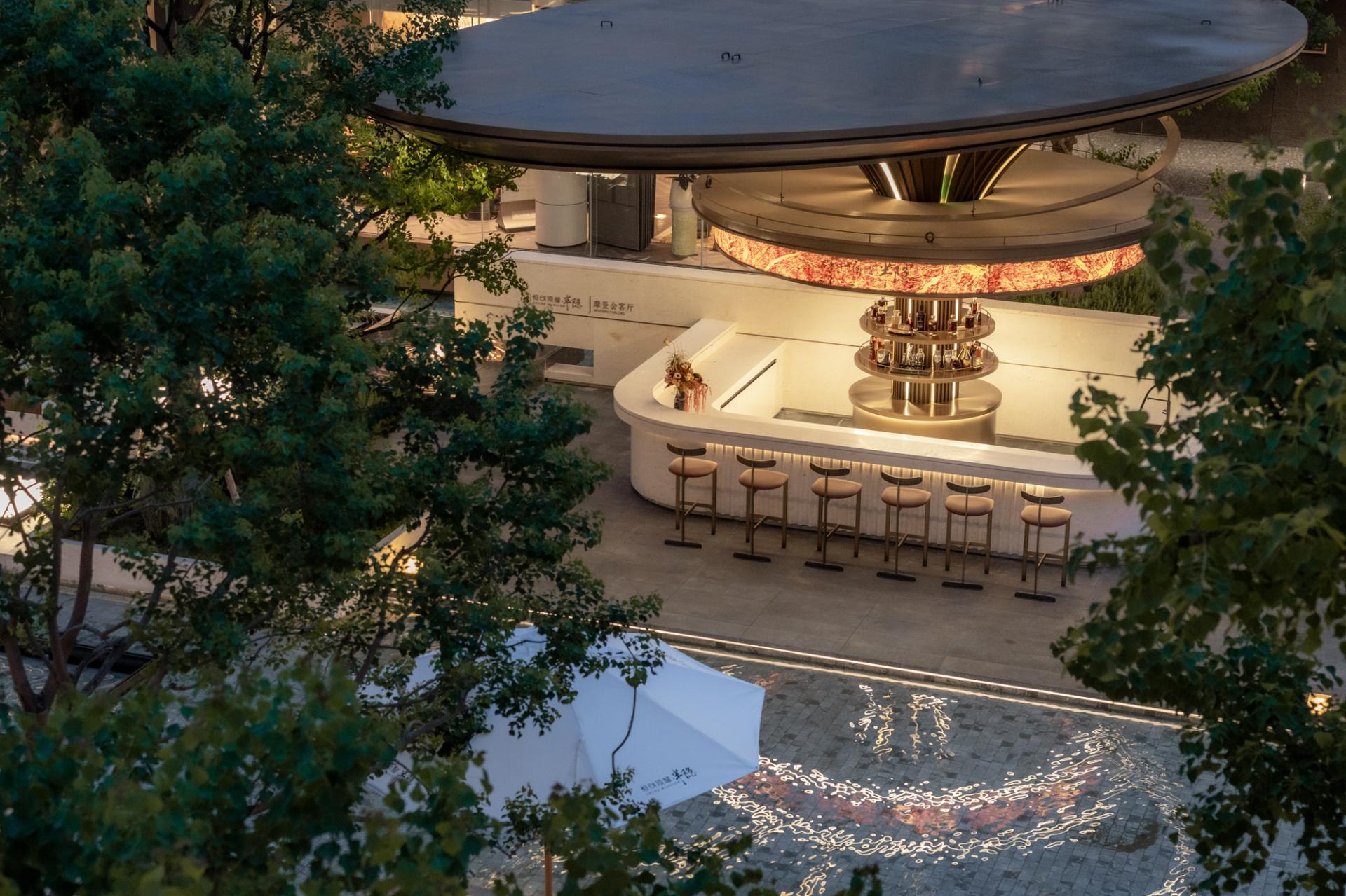 London Design Awards Winner - Hengchuang Dingyao · Half Hidden