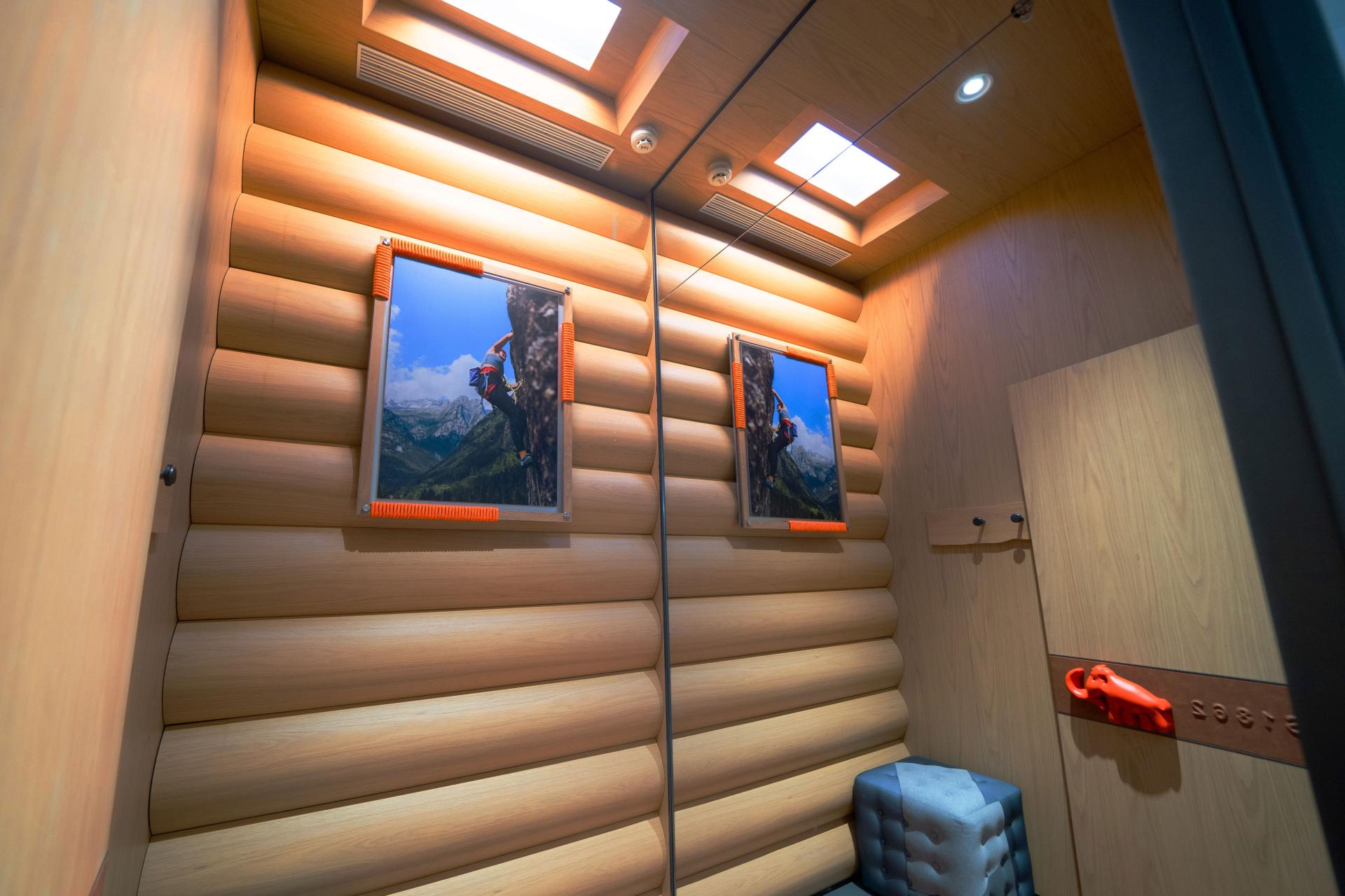 London Design Awards Winner - Mammut V5 Skyline Store