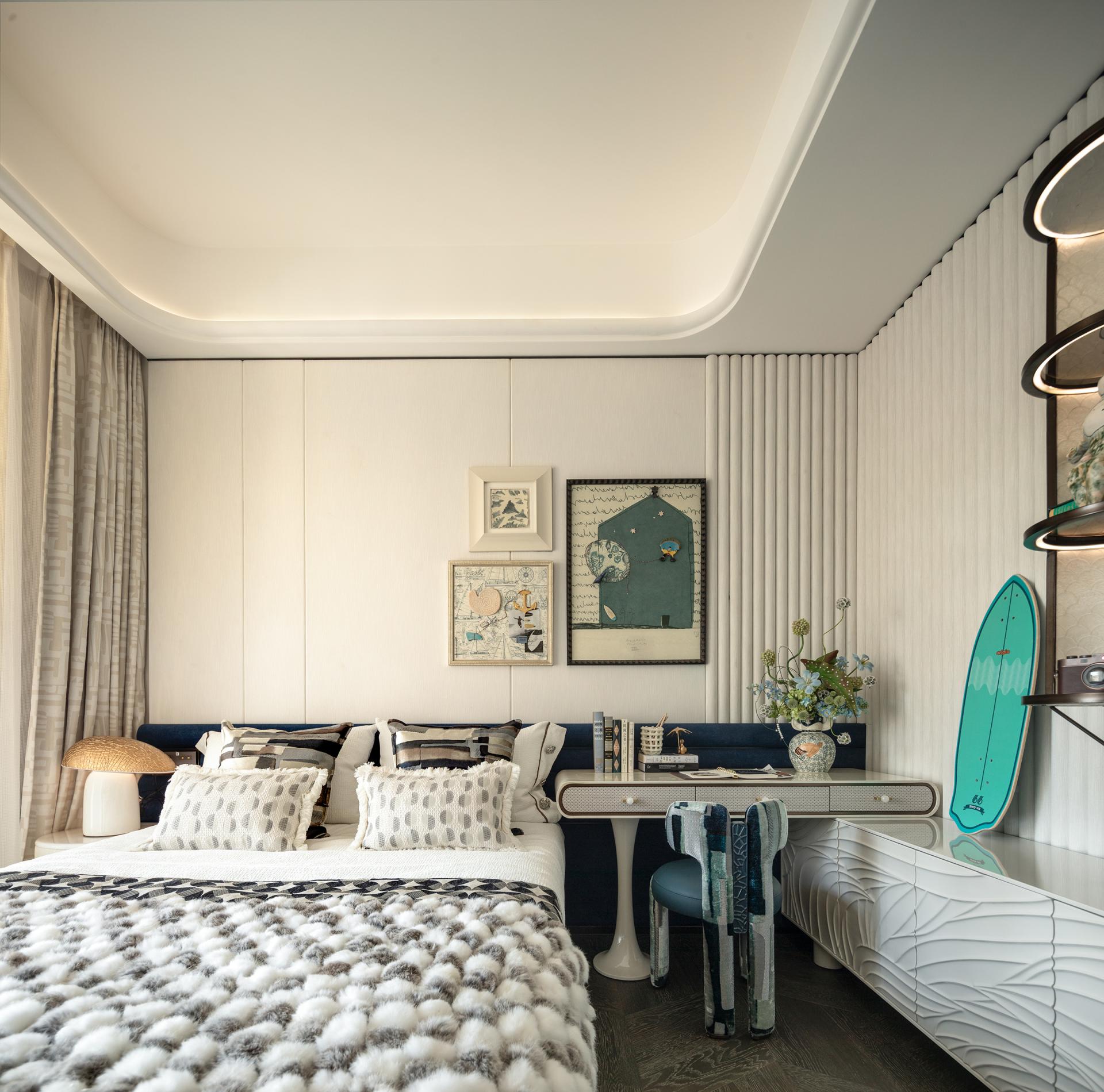 London Design Awards Winner -  Rongfa Jinyue Show Flat
