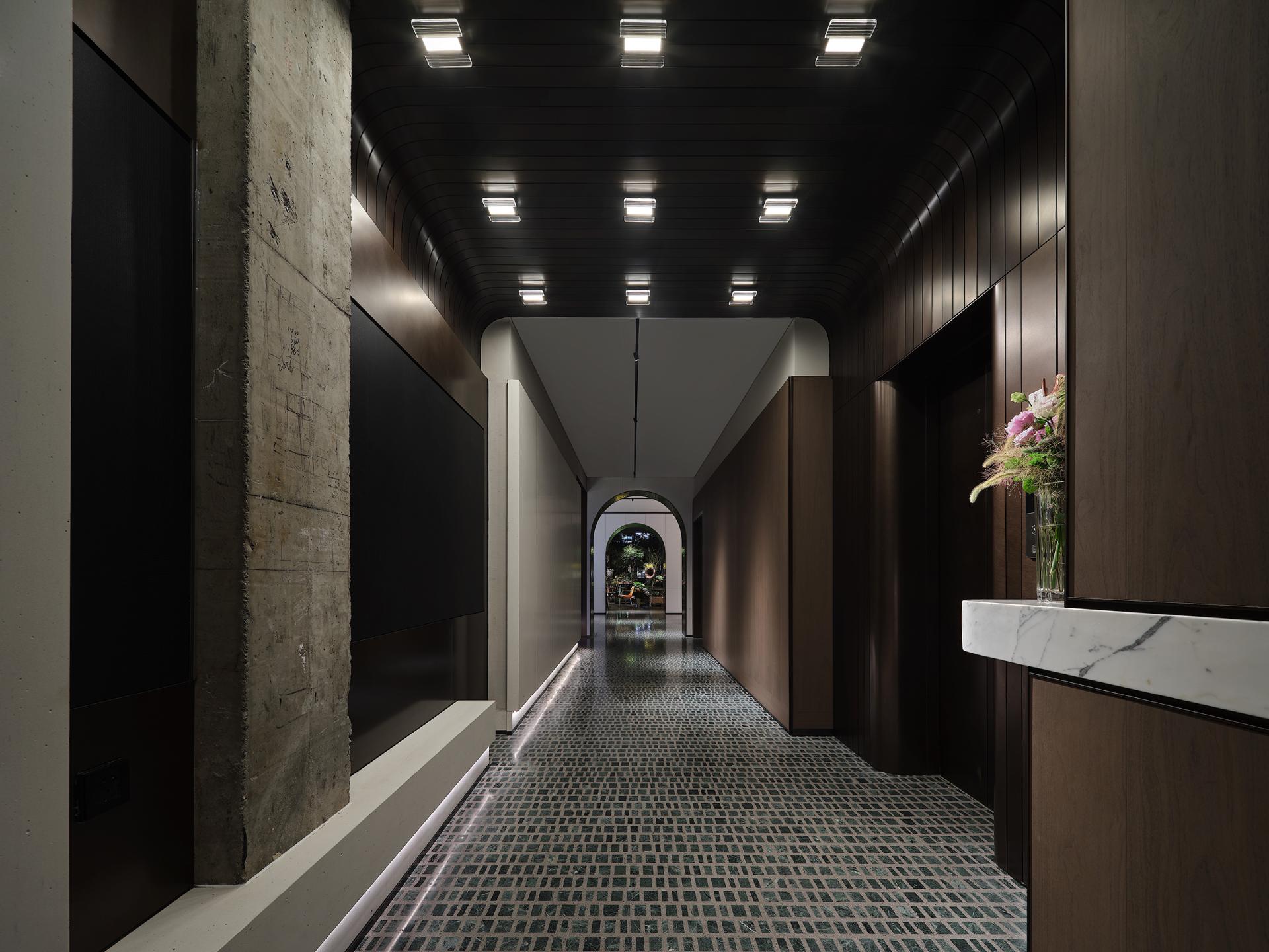 London Design Awards Winner - Wuhan Amix Hotel