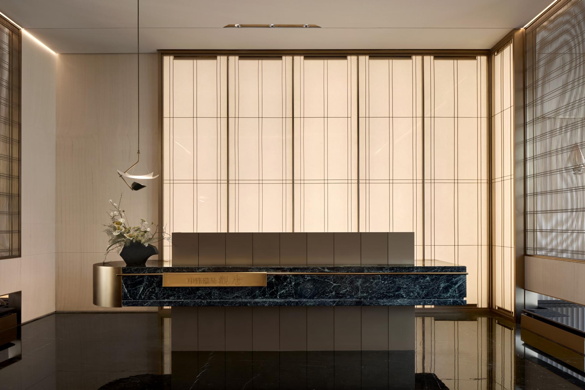 London Design Awards Winner - GUAN TANG