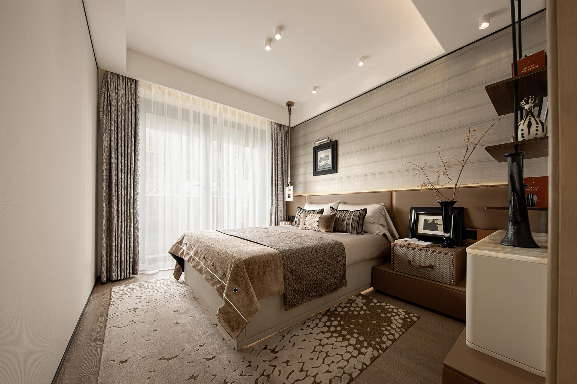 London Design Awards Winner - JIN MAO PU YI FENG YI