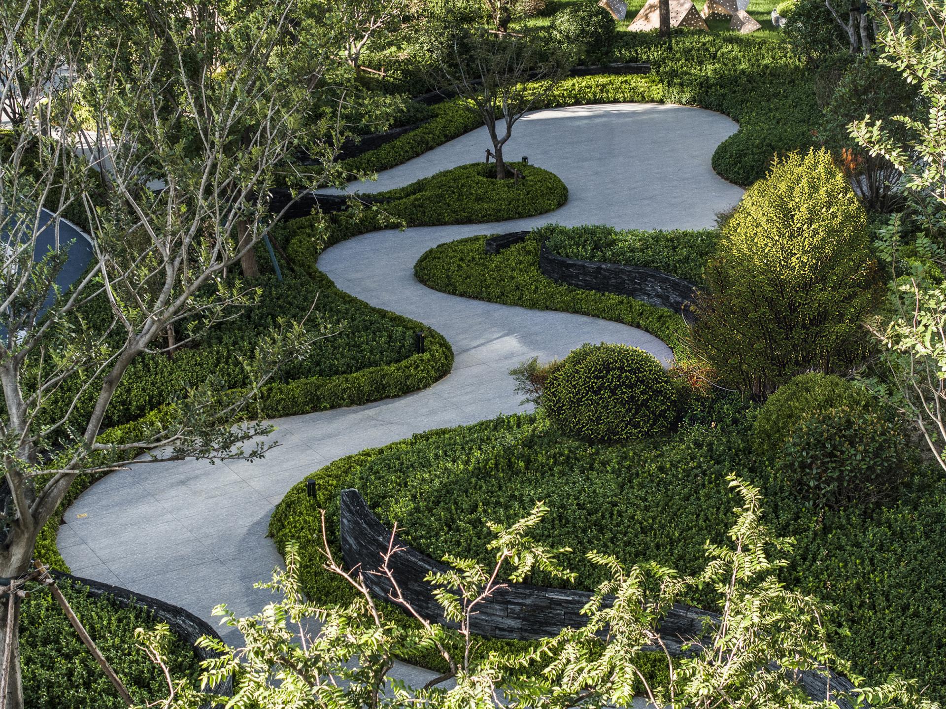 London Design Awards Winner - SPARKLING CITY