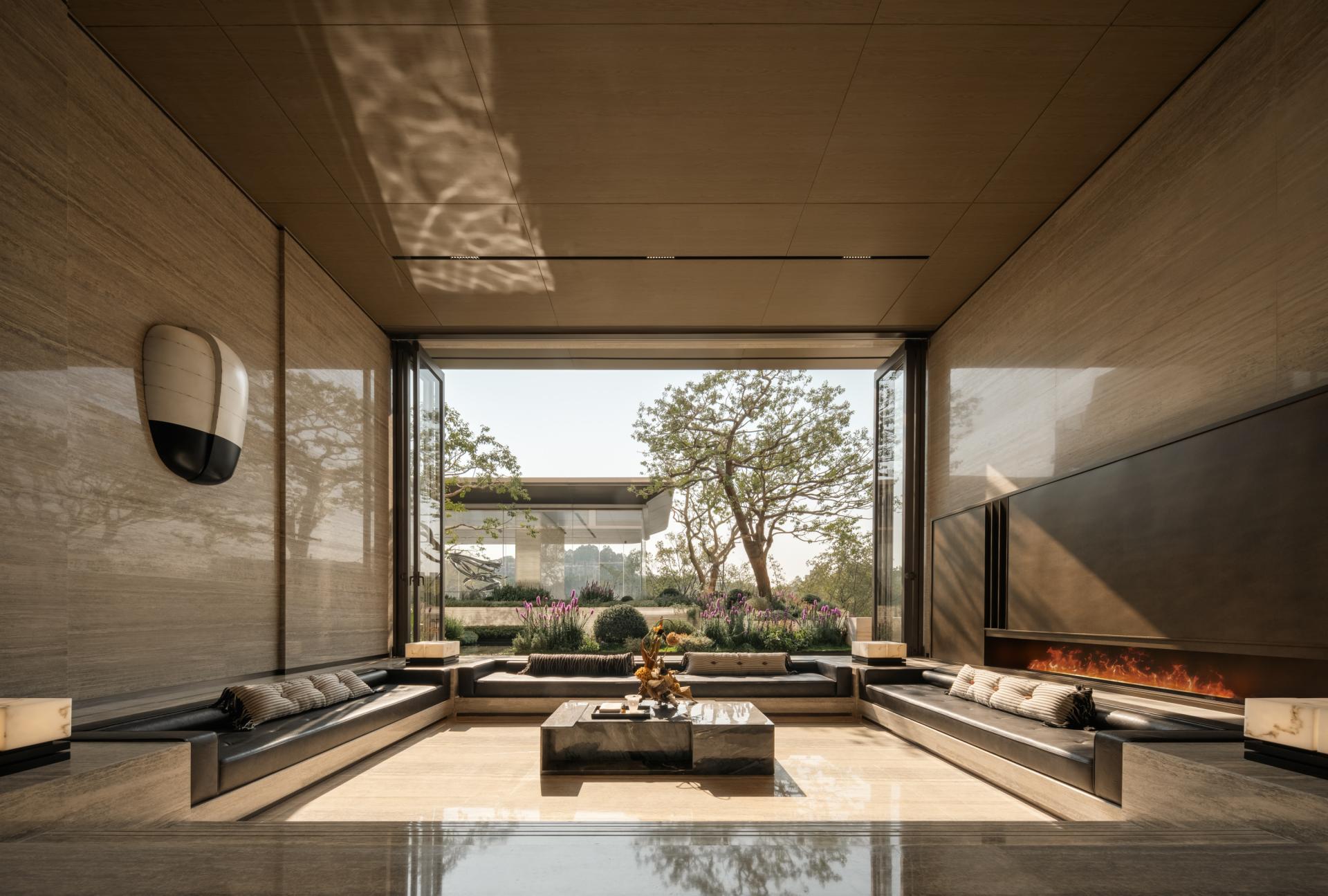 London Design Awards Winner - NATURA LISTIC MANSION