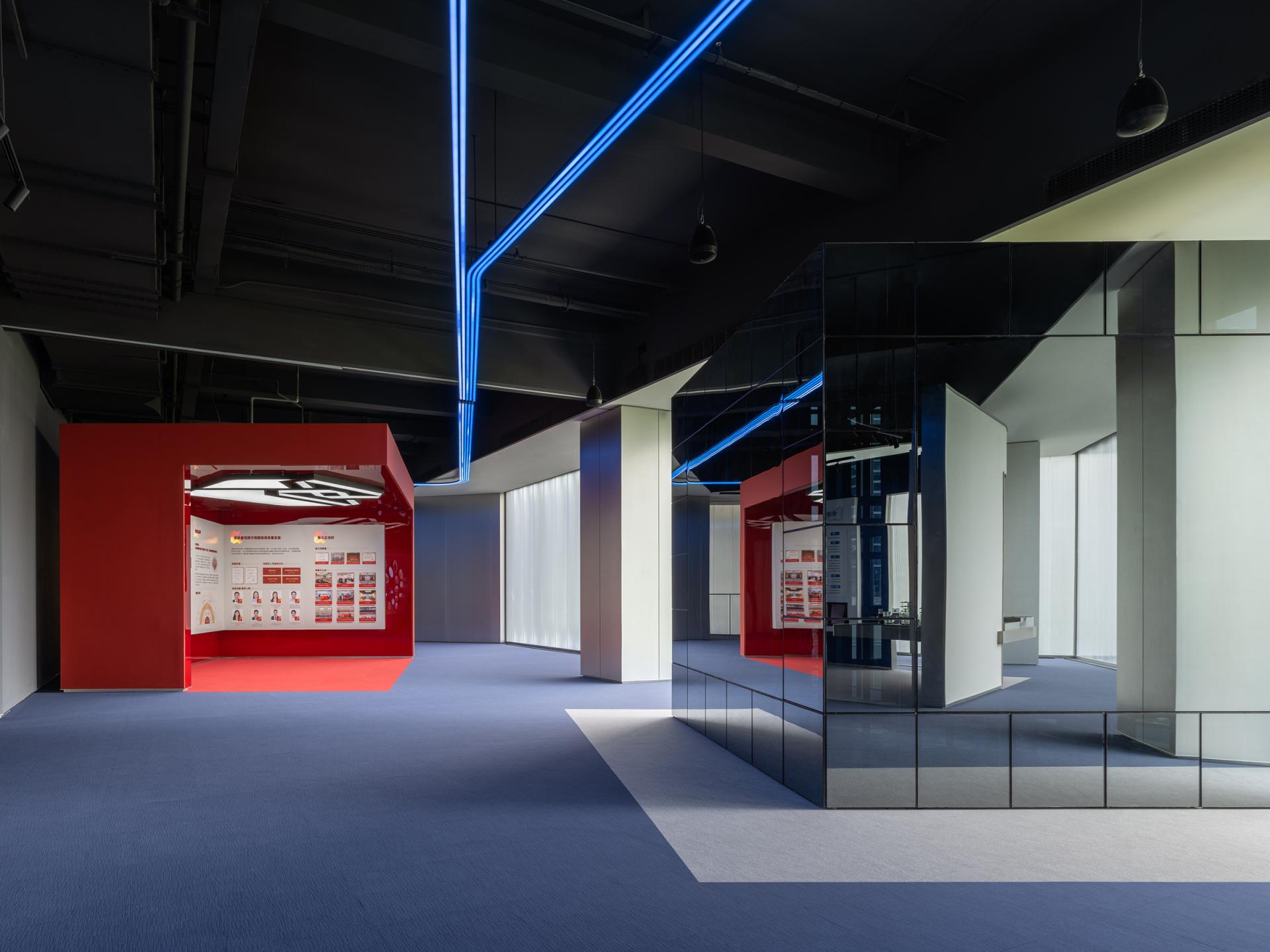 London Design Awards Winner - Hyperchain HQ Lobby & Showroom