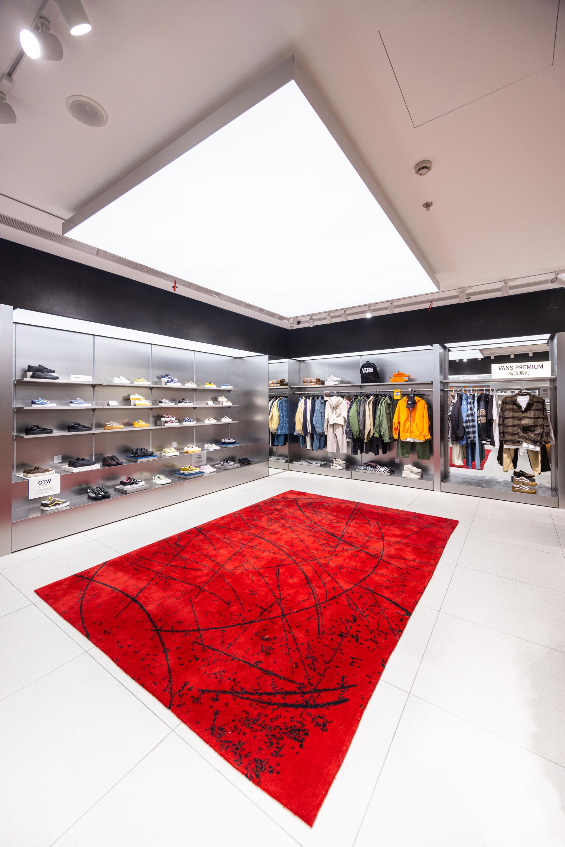 London Design Awards Winner - Vans Hangzhou In77 Store