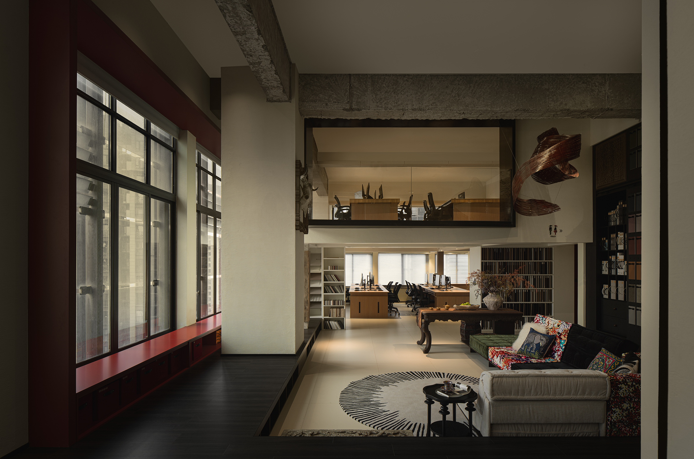 London Design Awards | Office Lingoal Design Offic...