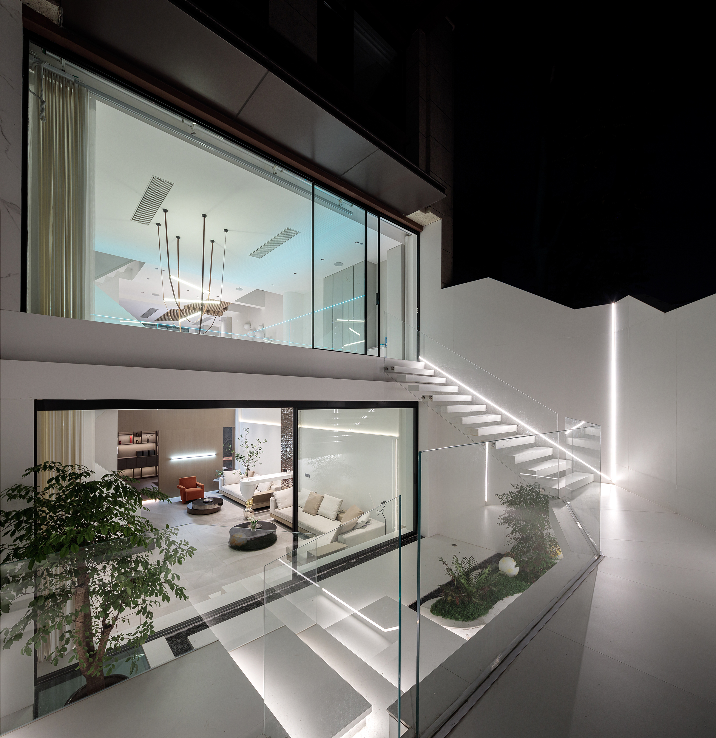 London Design Awards Winner - House of Light