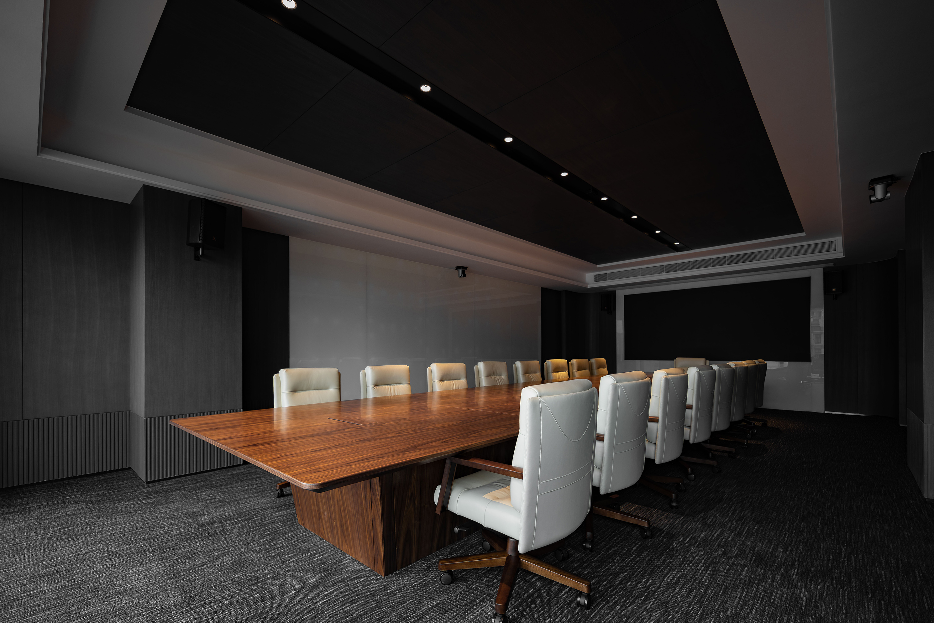 London Design Awards | Office J-ERAY Group Headqua...