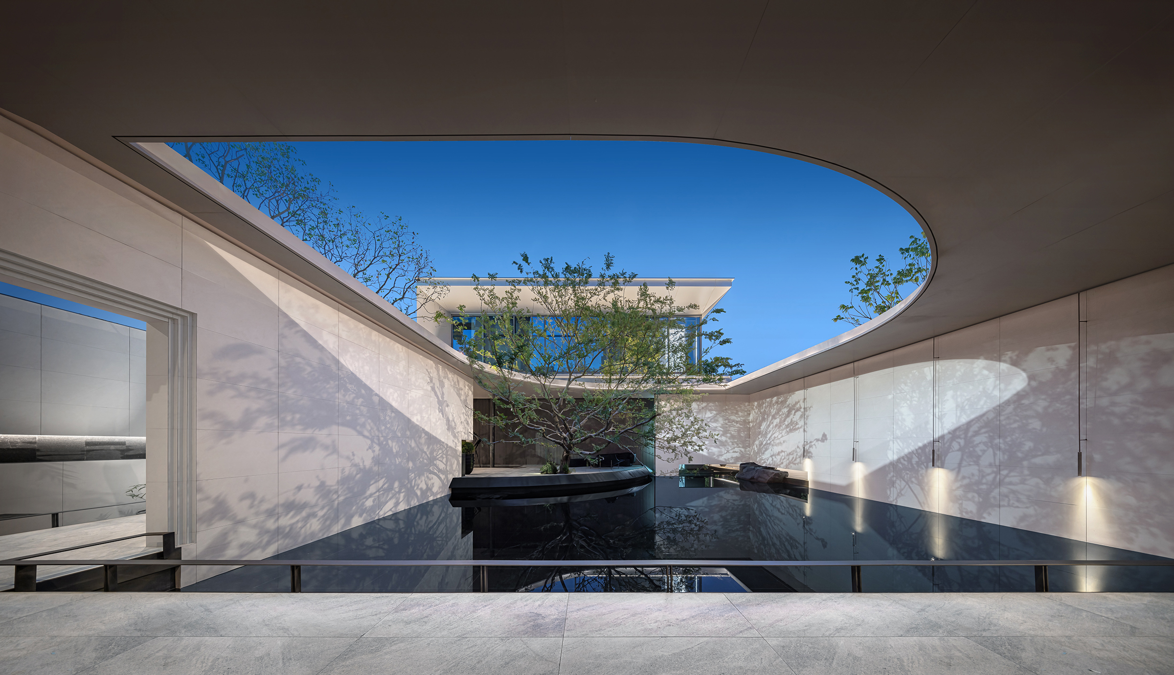 London Design Awards | Commercial Building GRACE MING Marketing...