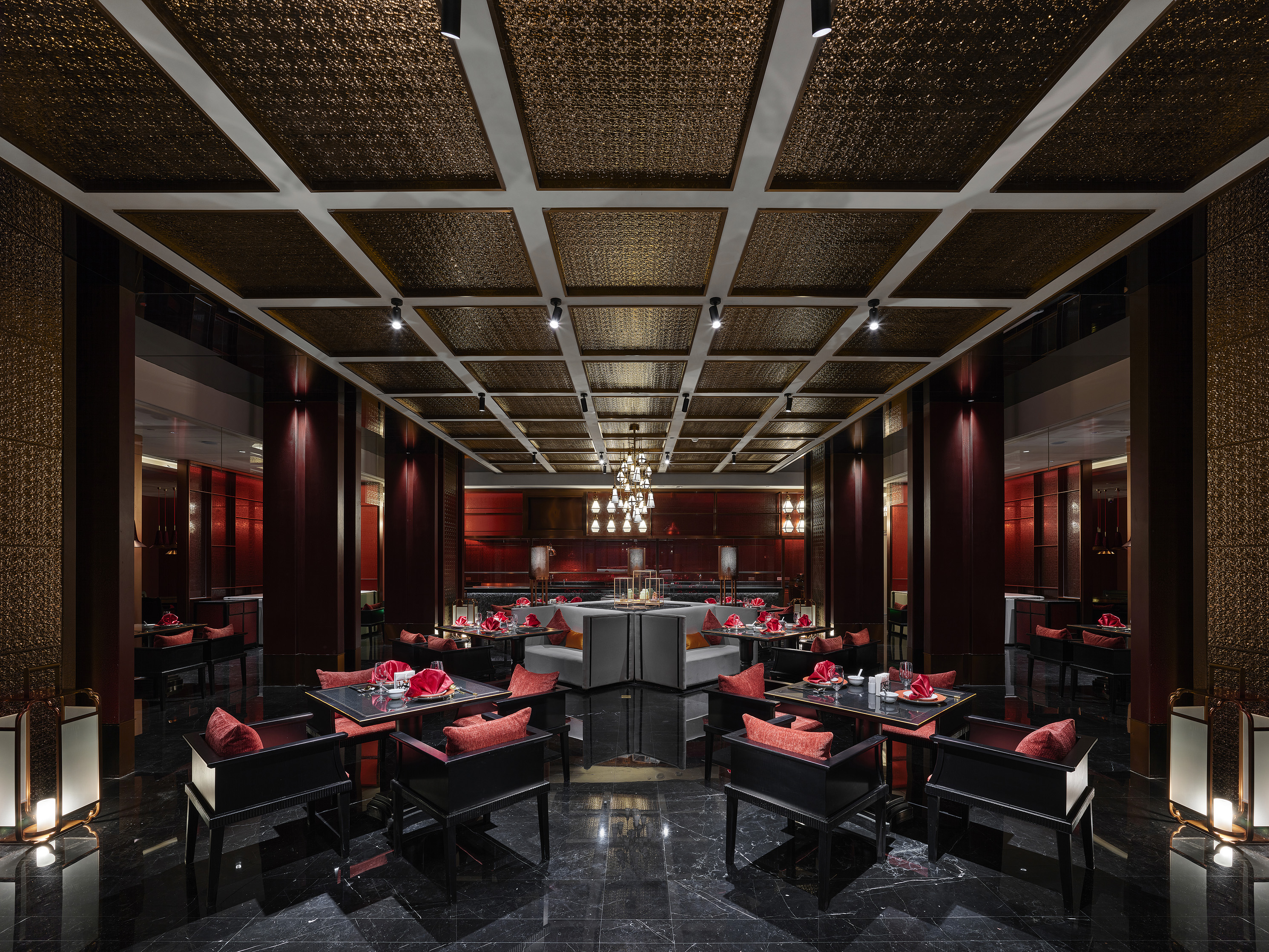 London Design Awards Winner - Hilton Shigatse