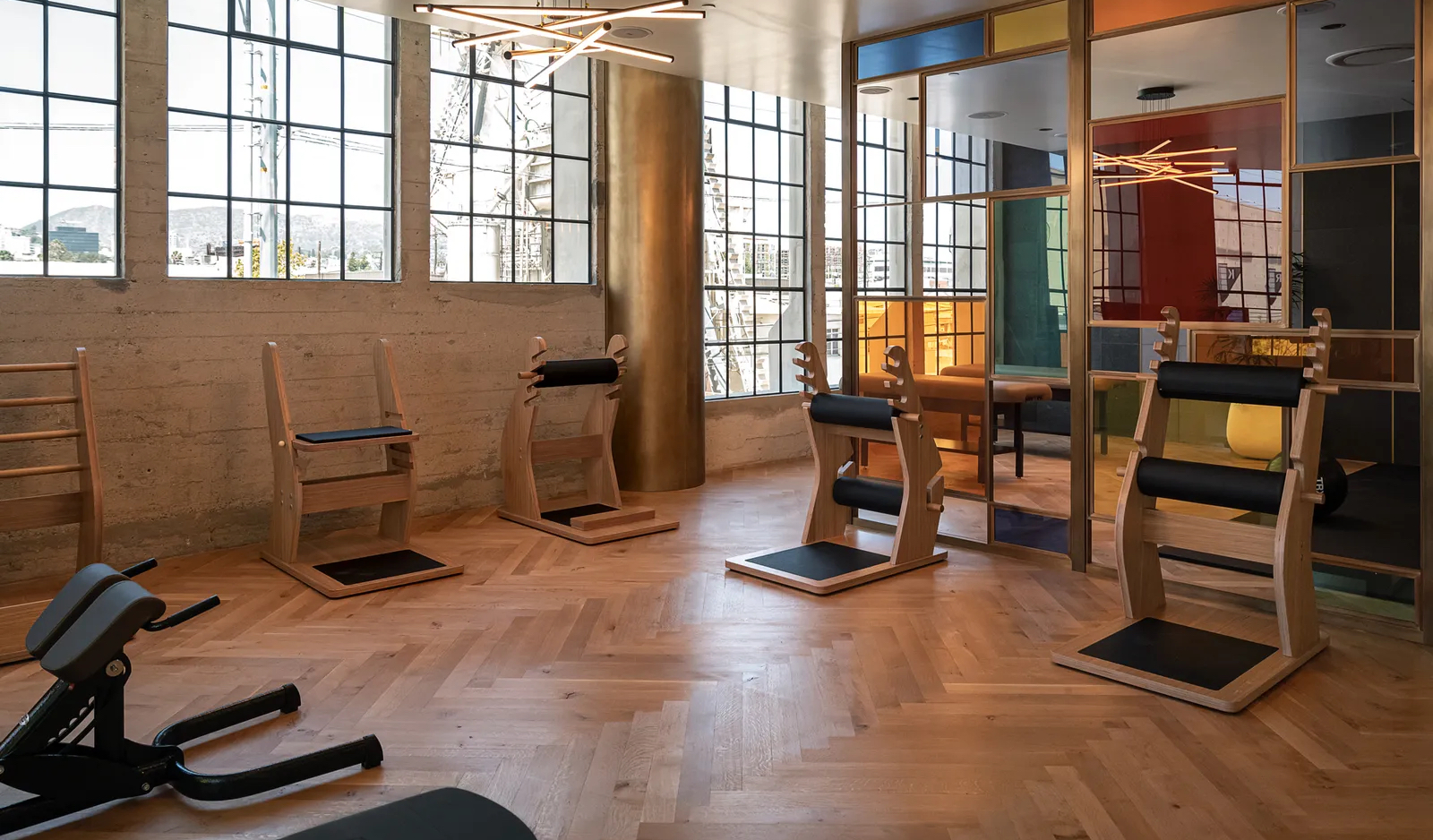 London Design Awards Winner - HEIMAT LA - corporate interior design for a fitness house