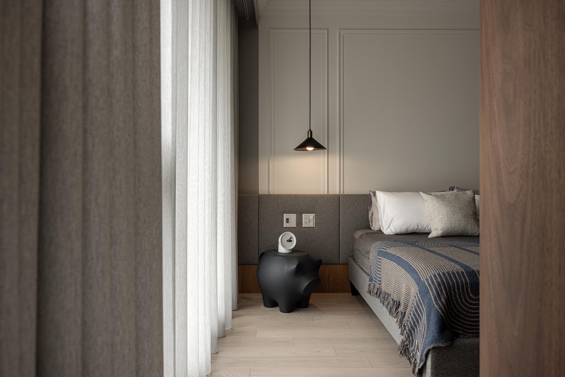London Design Awards Winner - A combination of modern and classical styles