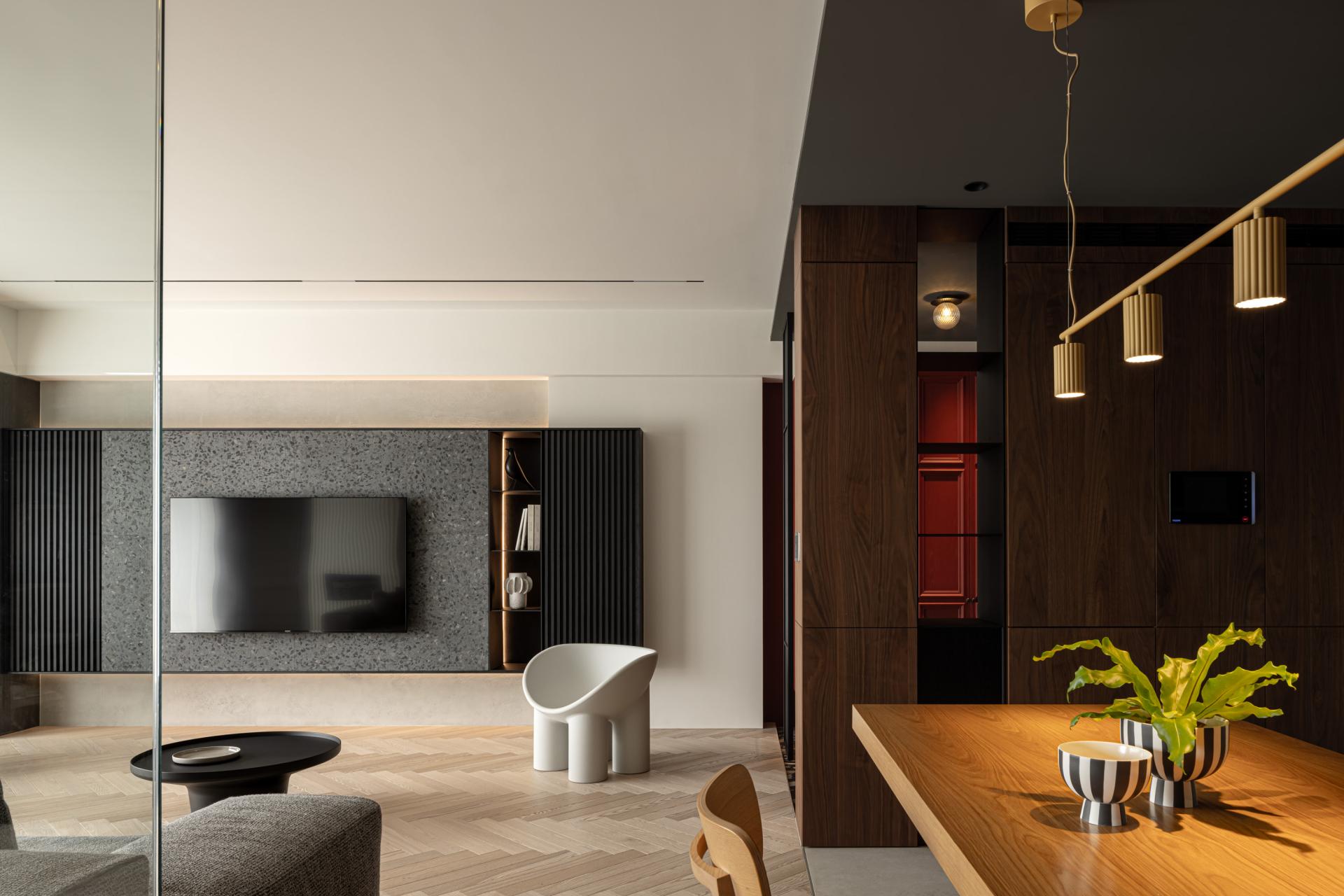 London Design Awards Winner - A combination of modern and classical styles