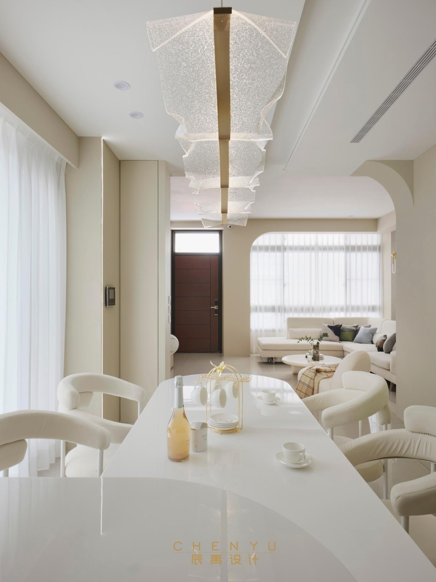 London Design Awards Winner - 優雅新古典˙混搭輕時尚
