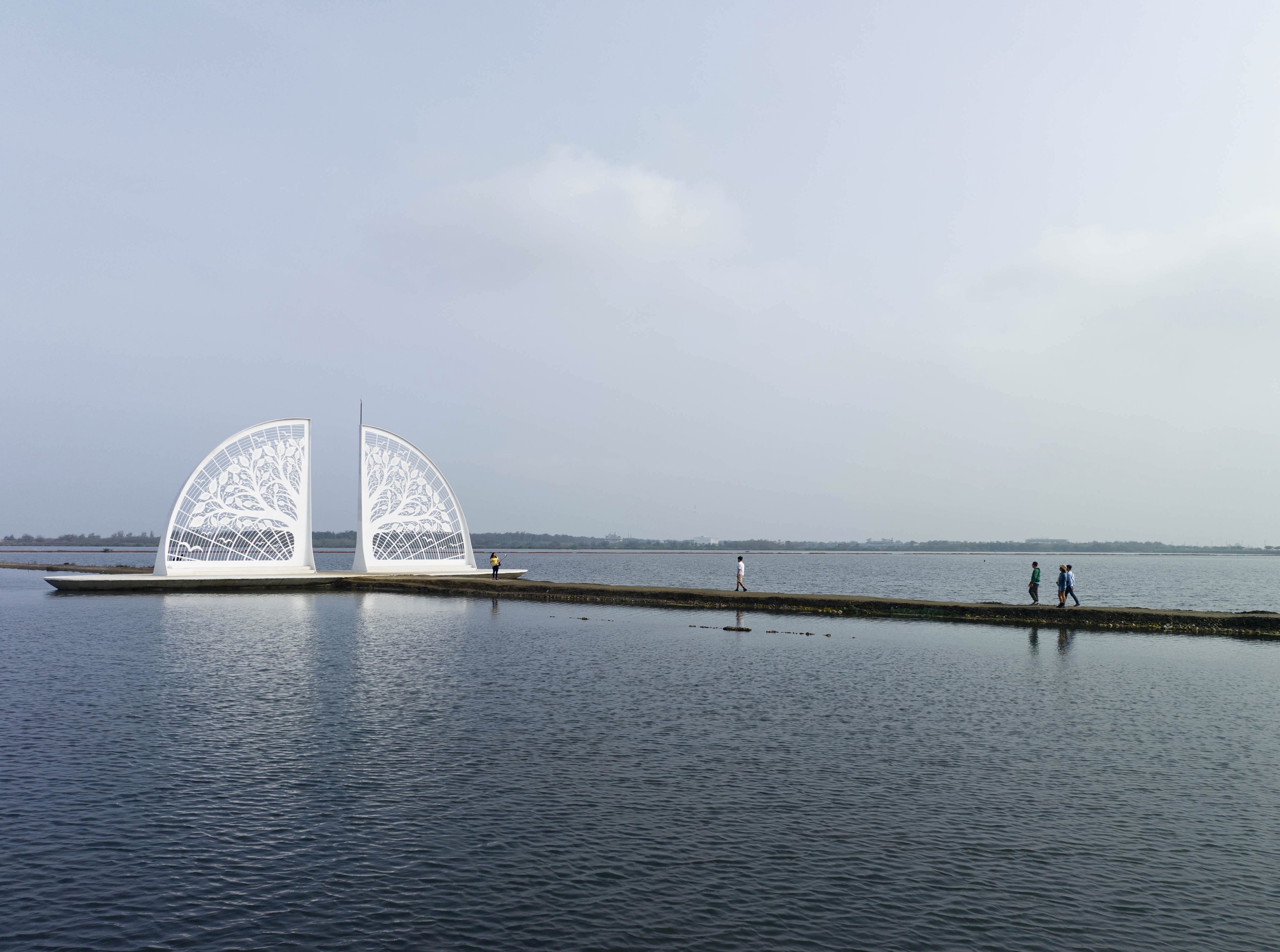 London Design Awards Winner - Fan-shaped Salt Field Tree of Life