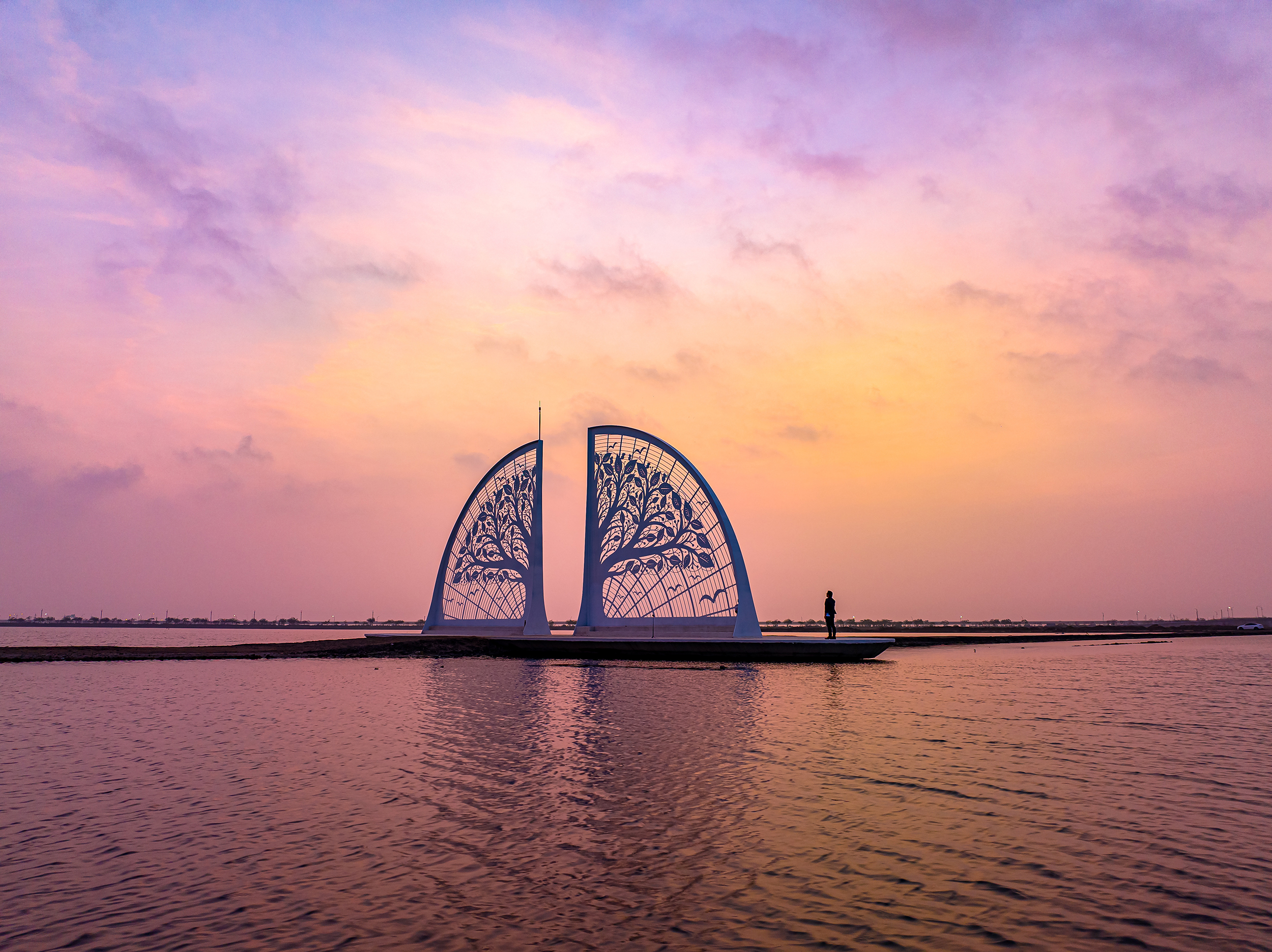 London Design Awards Winner - Fan-shaped Salt Field Tree of Life