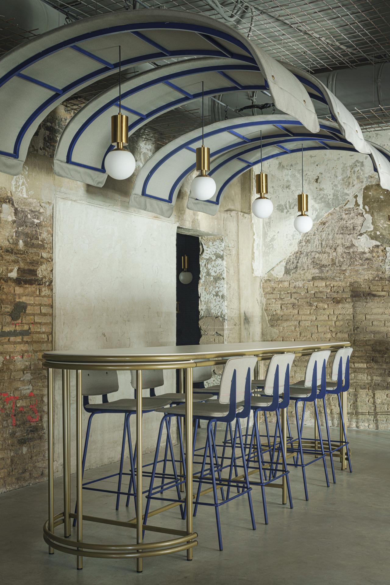 London Design Awards Winner - Al Taulell
