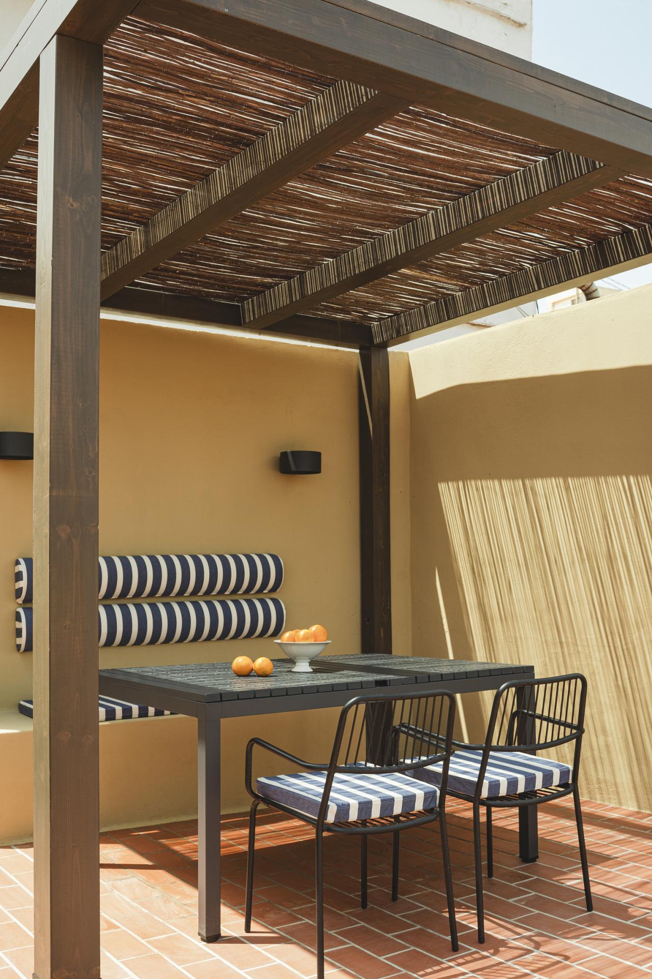 London Design Awards Winner - Casa Cabanyal
