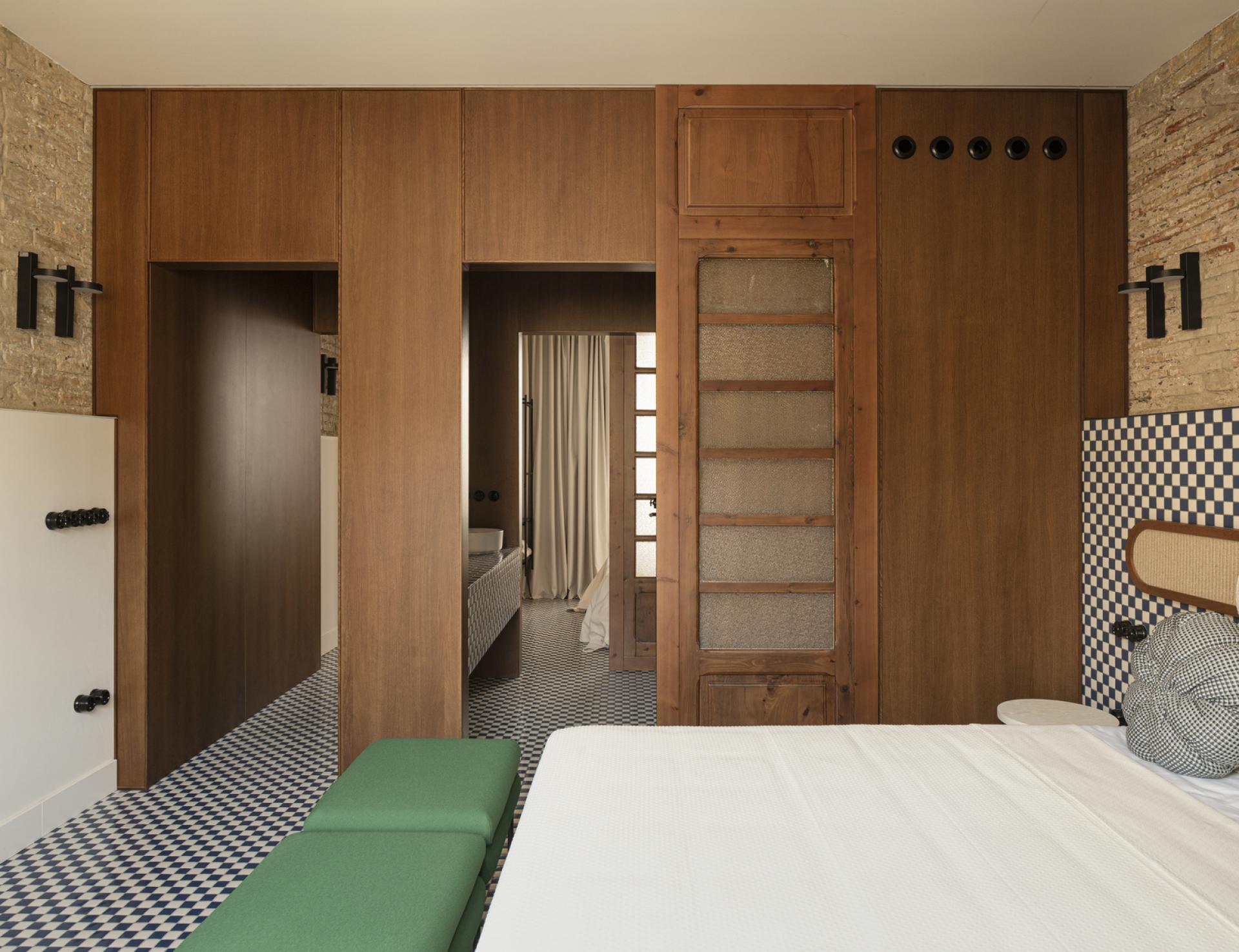 London Design Awards Winner - Casa Cabanyal