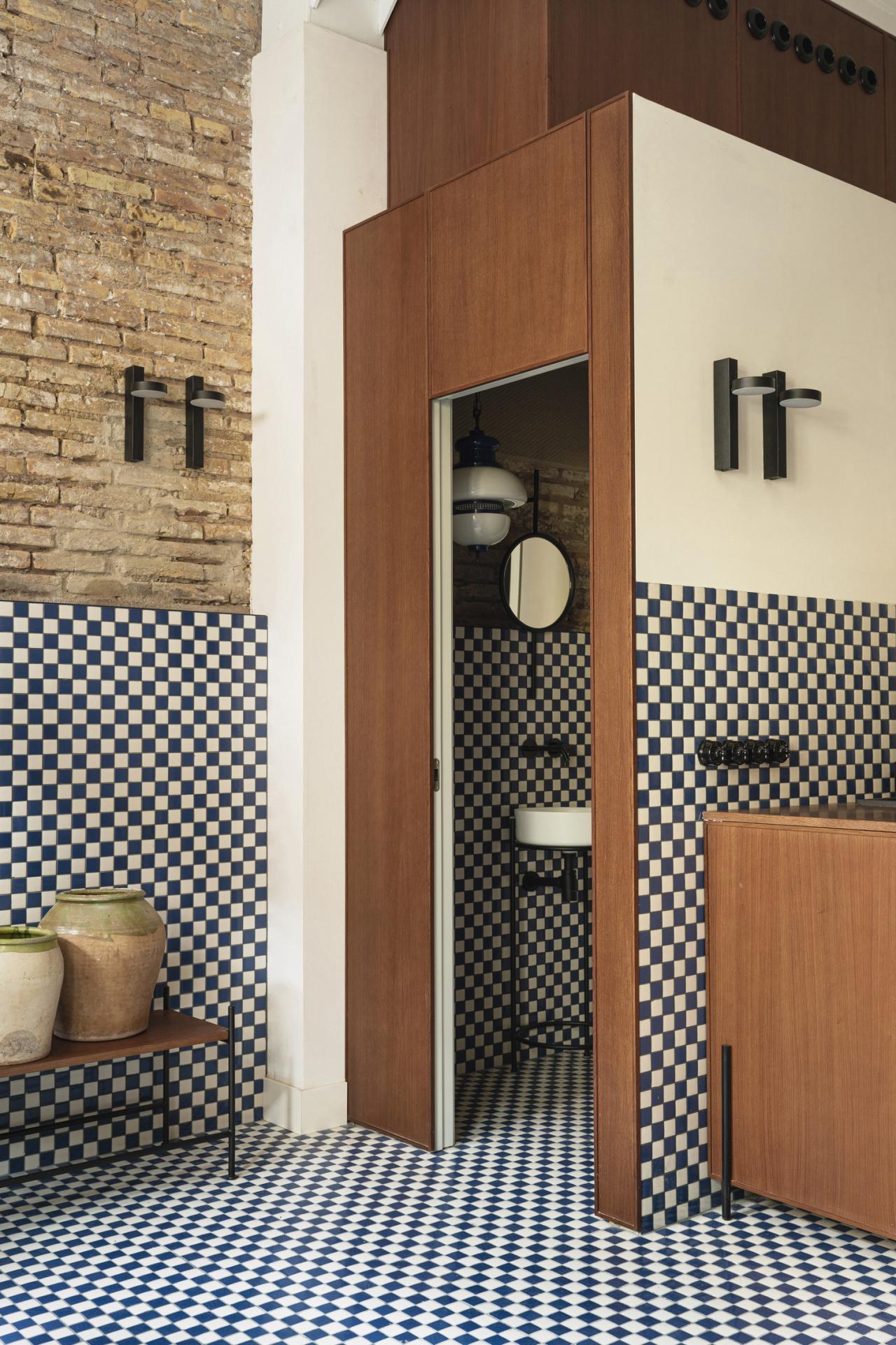 London Design Awards Winner - Casa Cabanyal