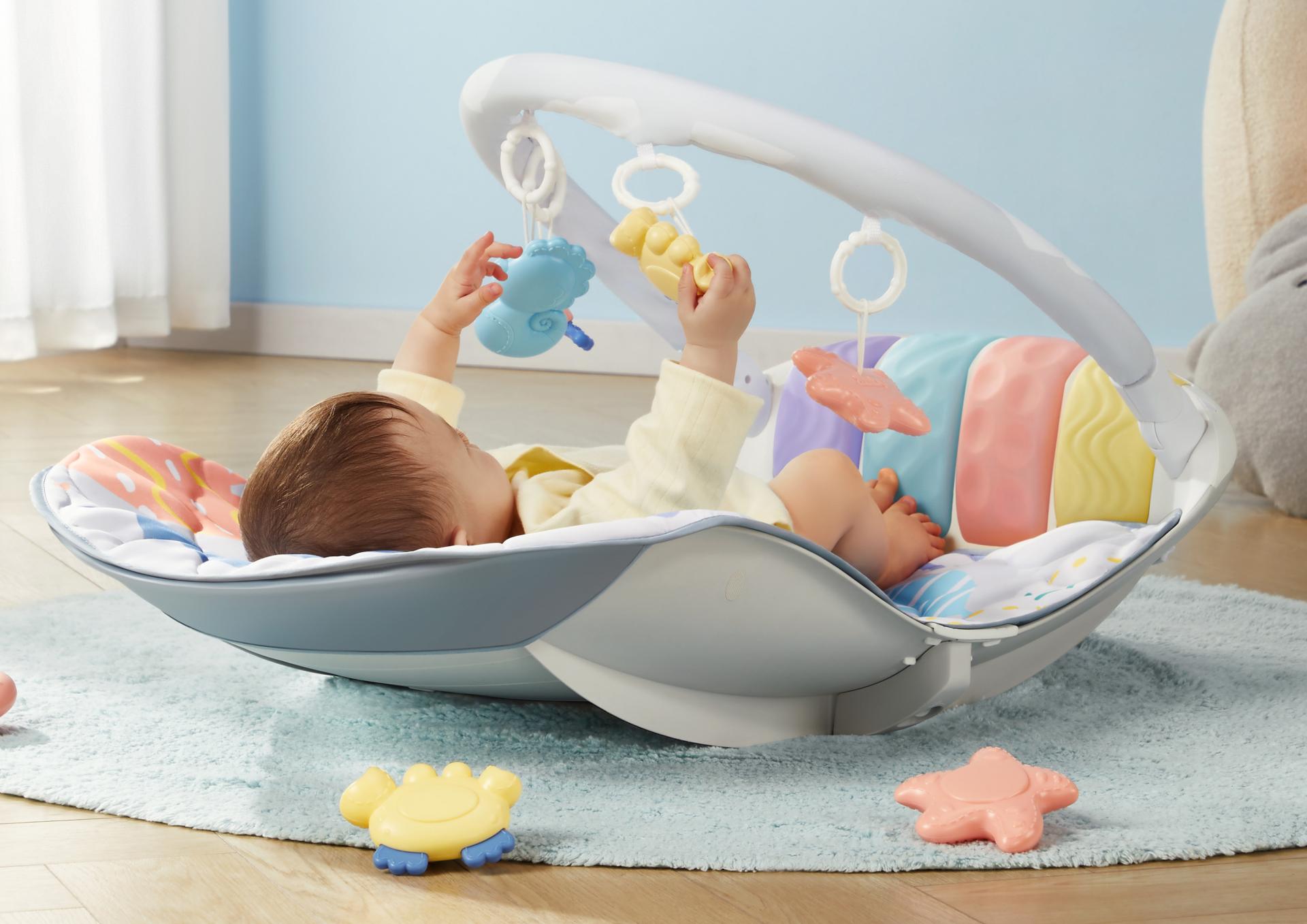 London Design Awards Winner - BABY KICK&PLAY PIANO SHAKER GYM