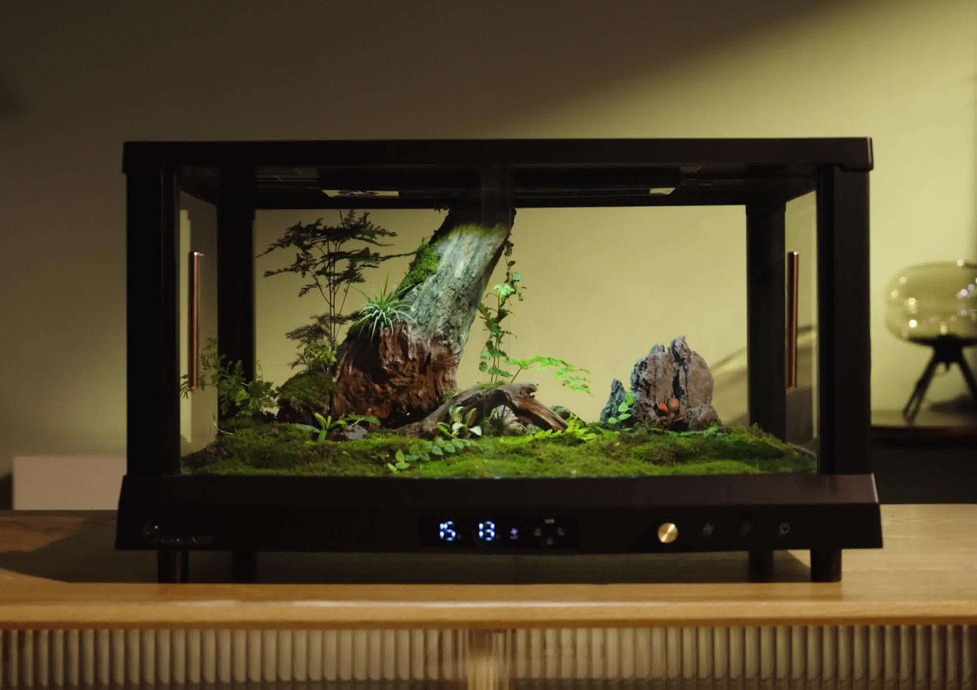 London Design Awards Winner - ALL-IN-ONE Pet Enclosure