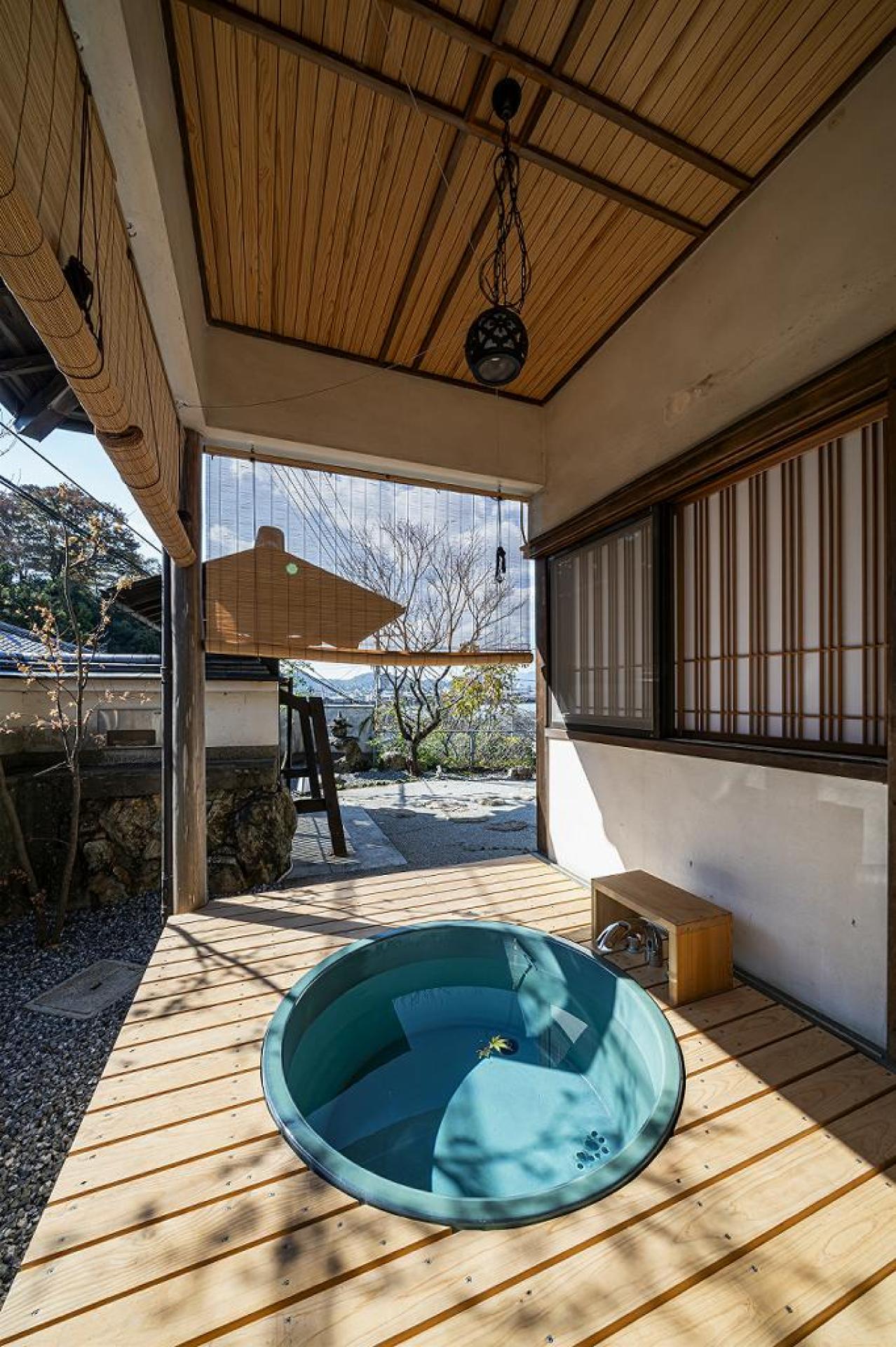 London Design Awards Winner - sakanouenoyado